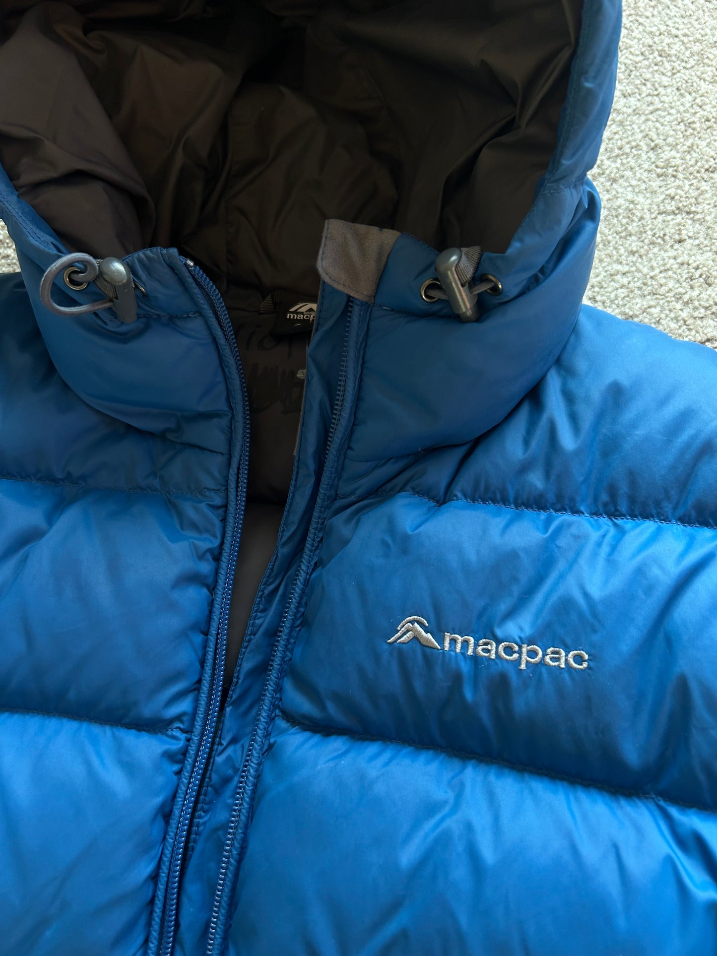 Macpac Men's Halo Hooded Down Jacket Blue Medium