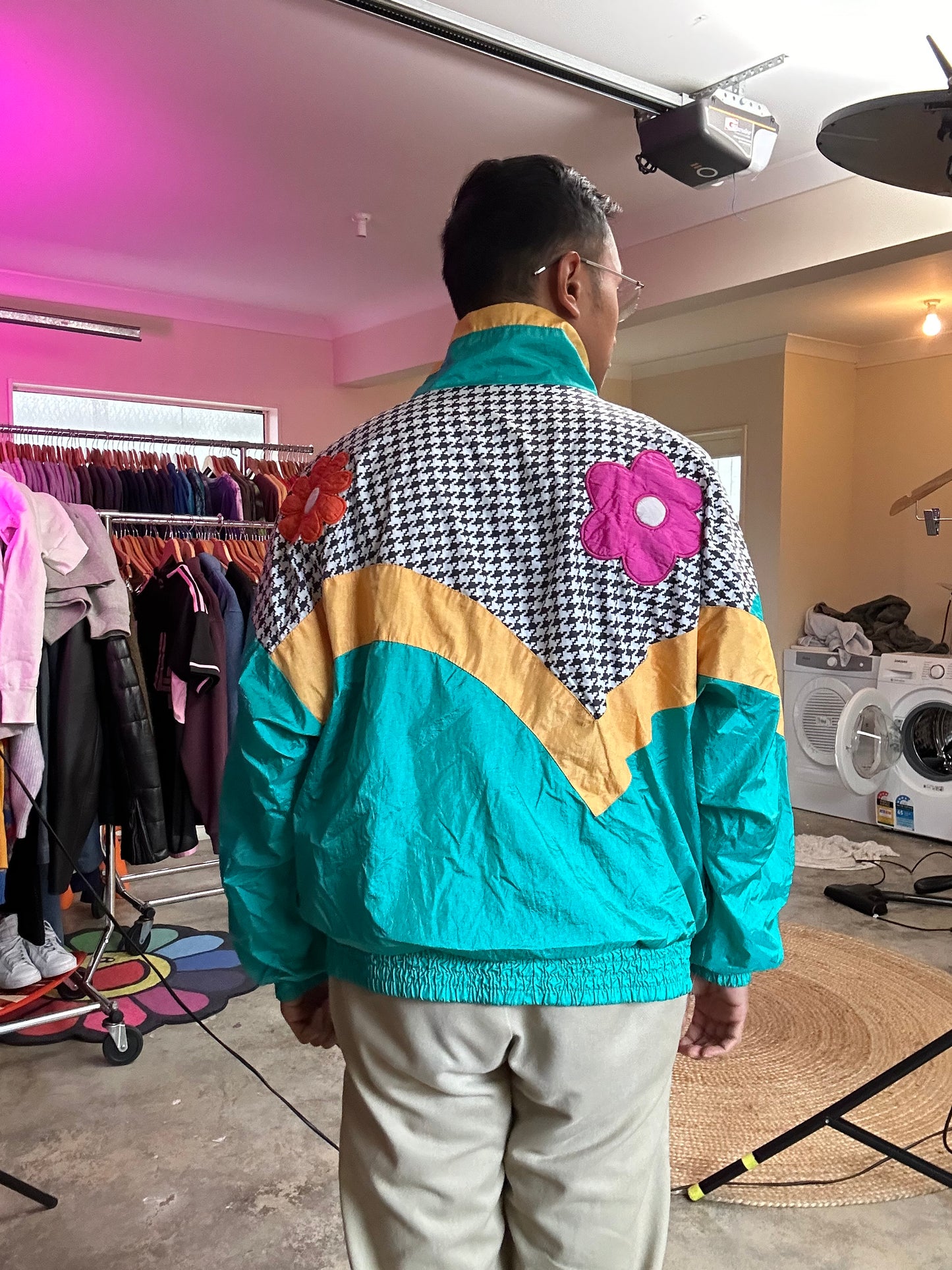 vintage London Fog teal green windbreaker jacket featuring a floral pattern and houndstooth Medium Green