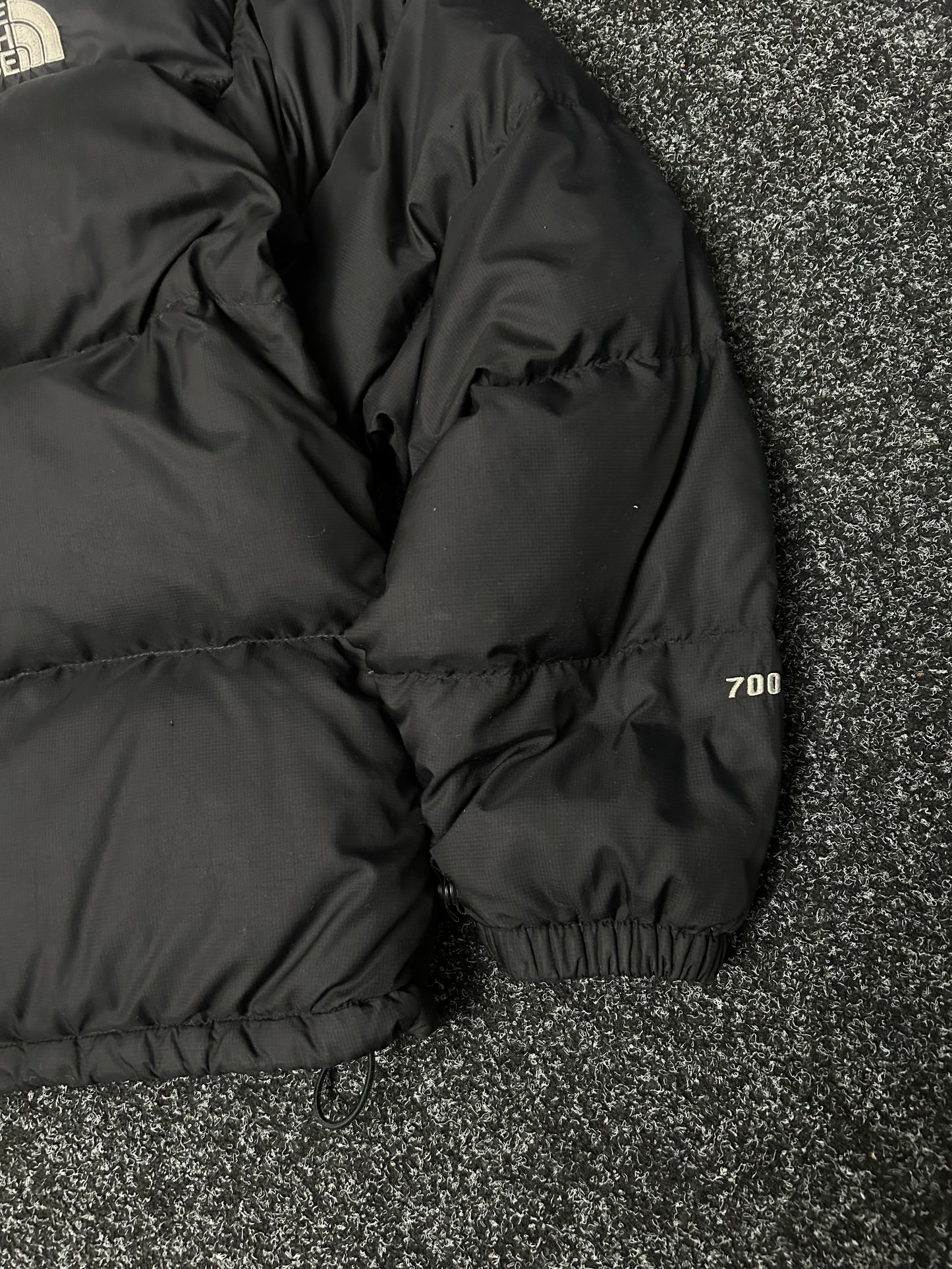 TNF 700 Series Black Large