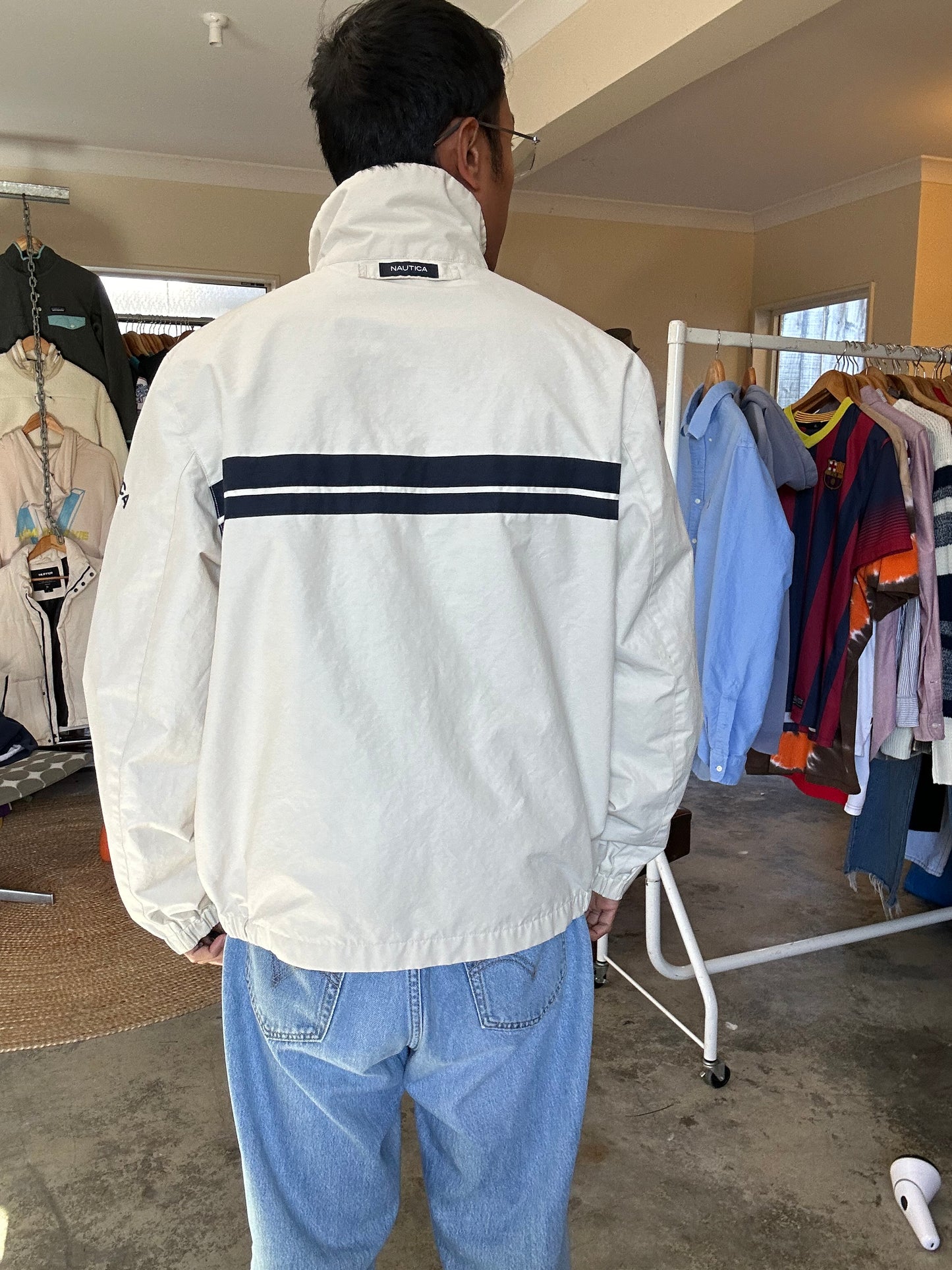 vintage Nautica Competition white and navy blue sailing windbreaker jacket Medium