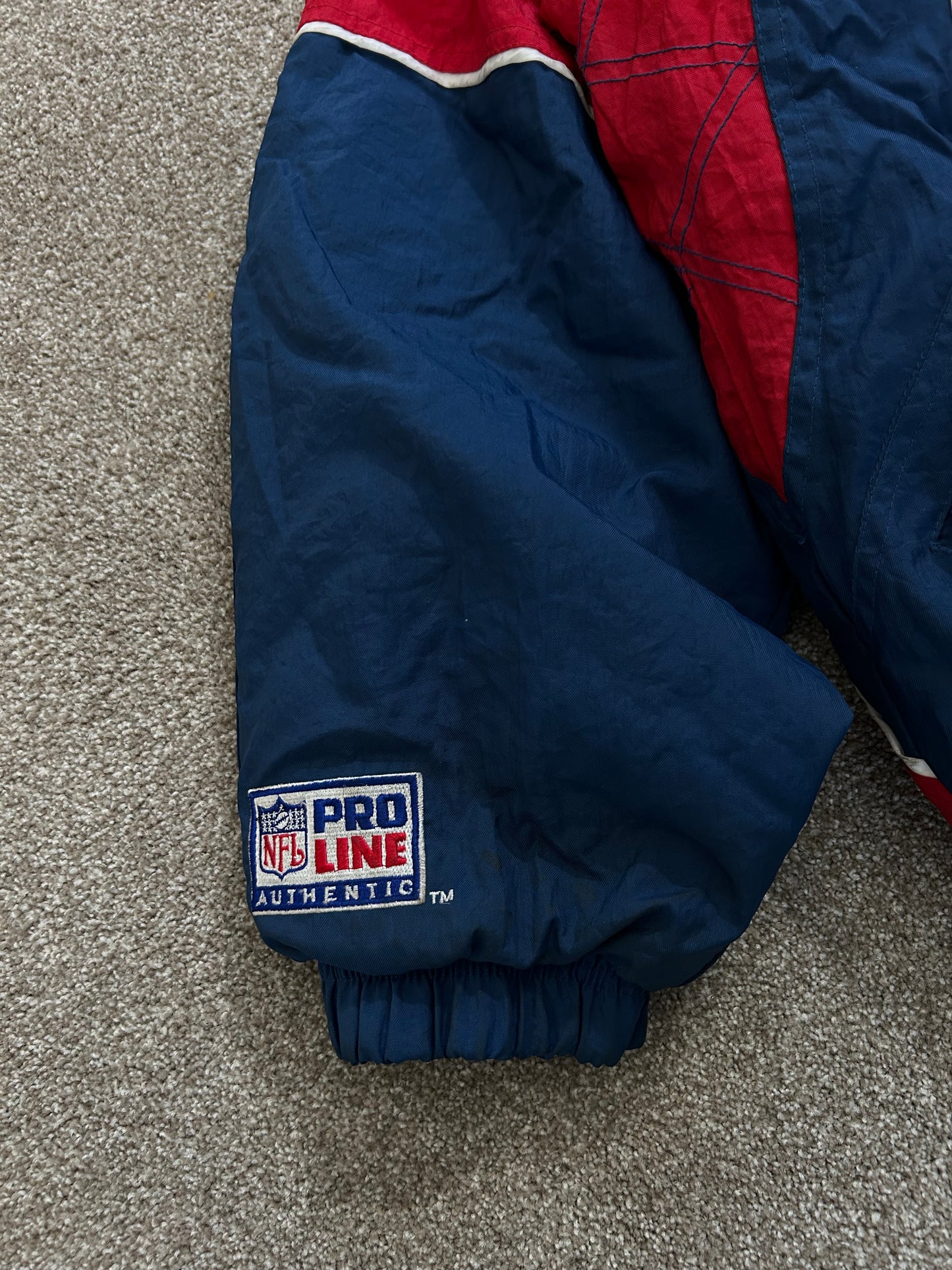 Vintage New England Patriots Pro Line Starter Jacket Size XL Blue Red