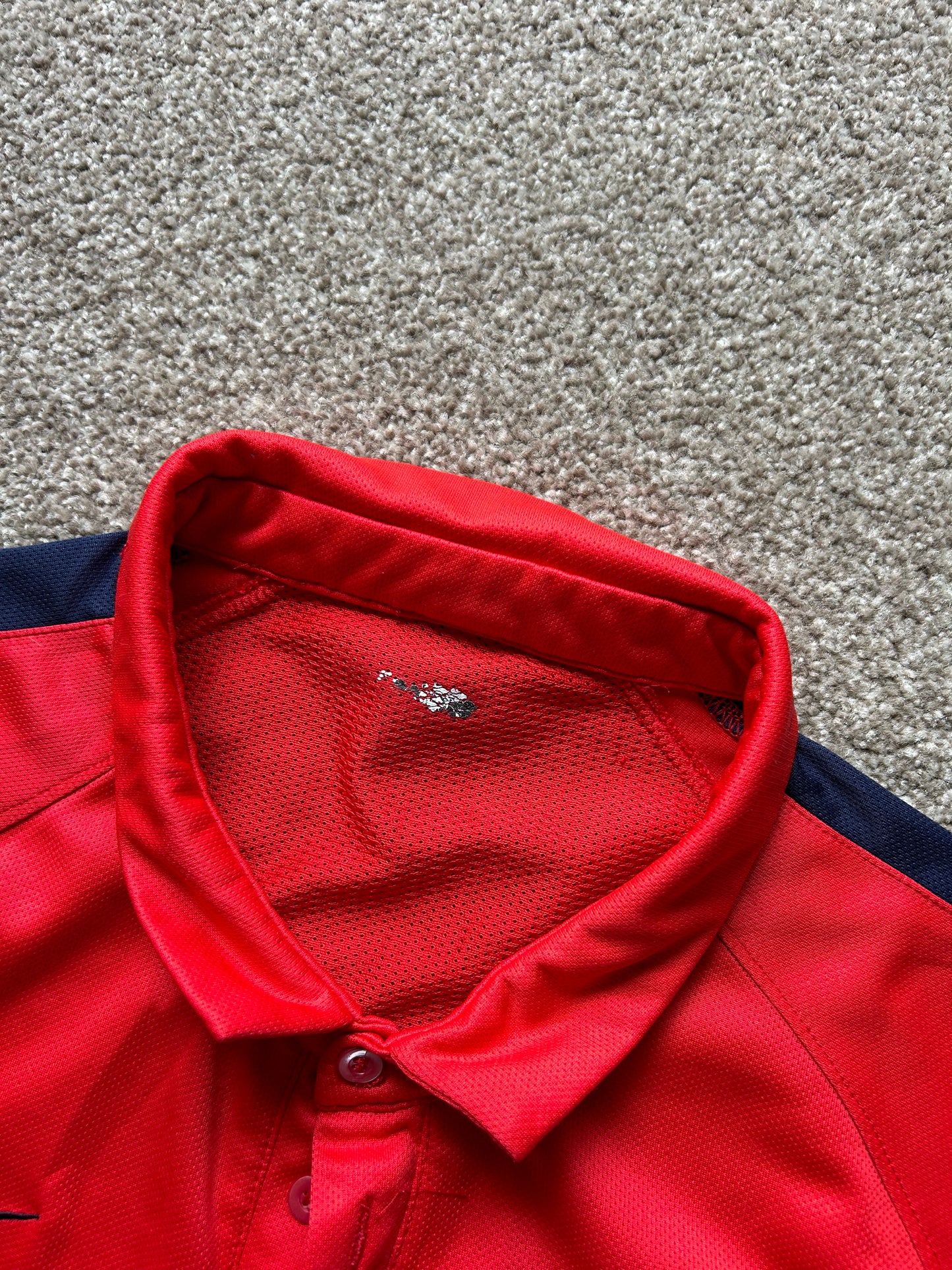 Pre-Owned Paris Saint-Germain Third Stadium Jersey 'Red' Large 2014