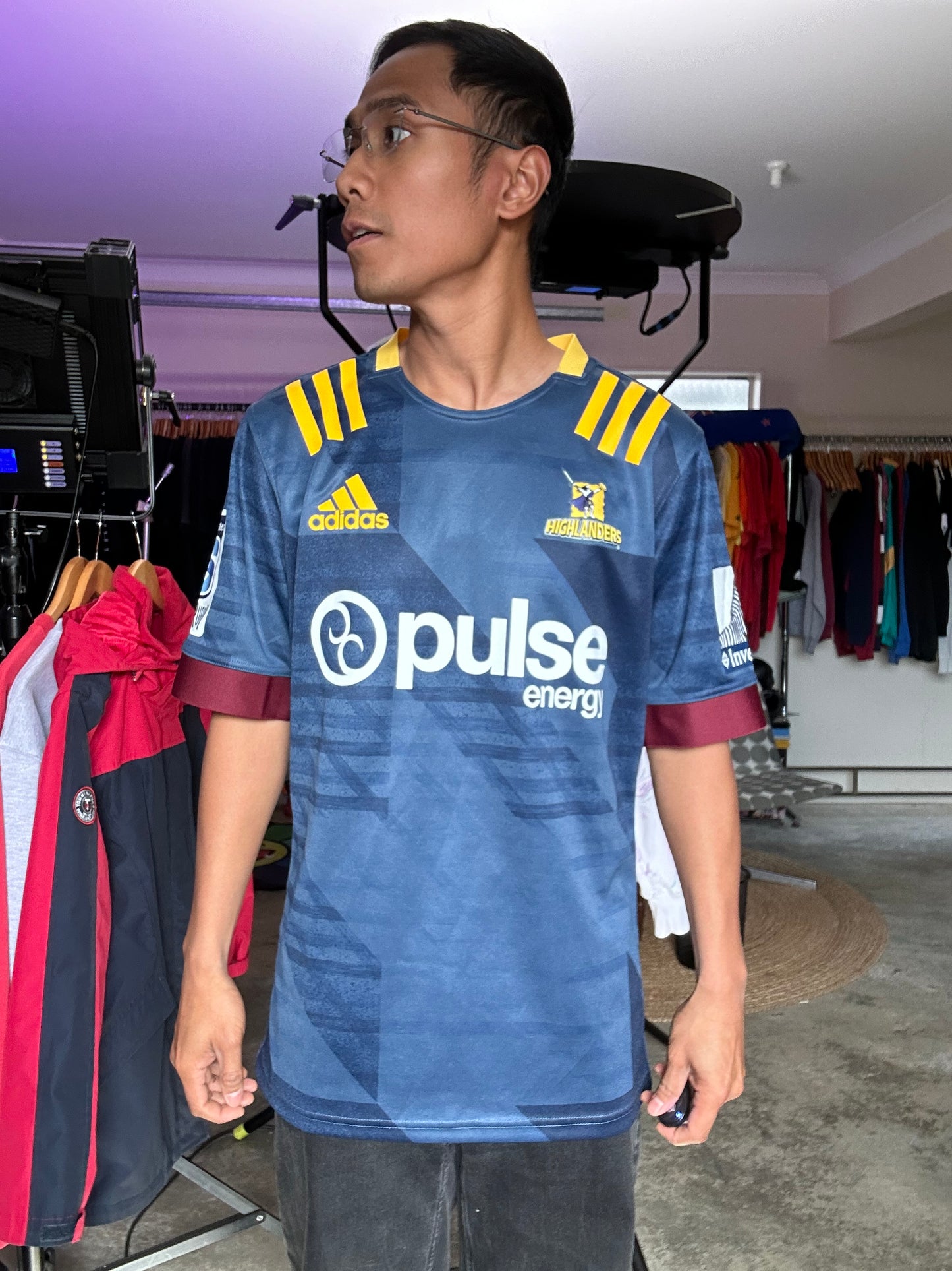 official Adidas Highlanders Super Rugby home jersey from around the 2018-2020 season Large Navy Blue