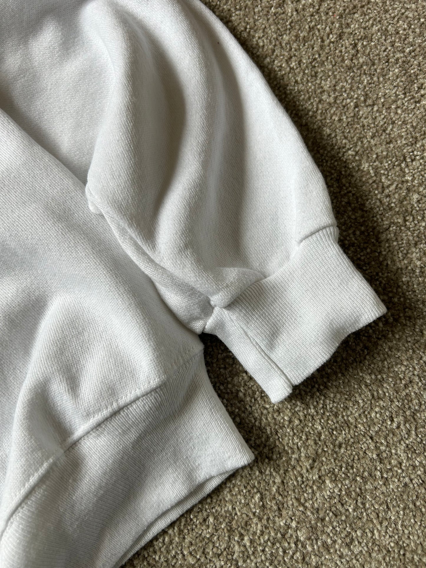 Vintage Bear Surfboards Large White Sweater
