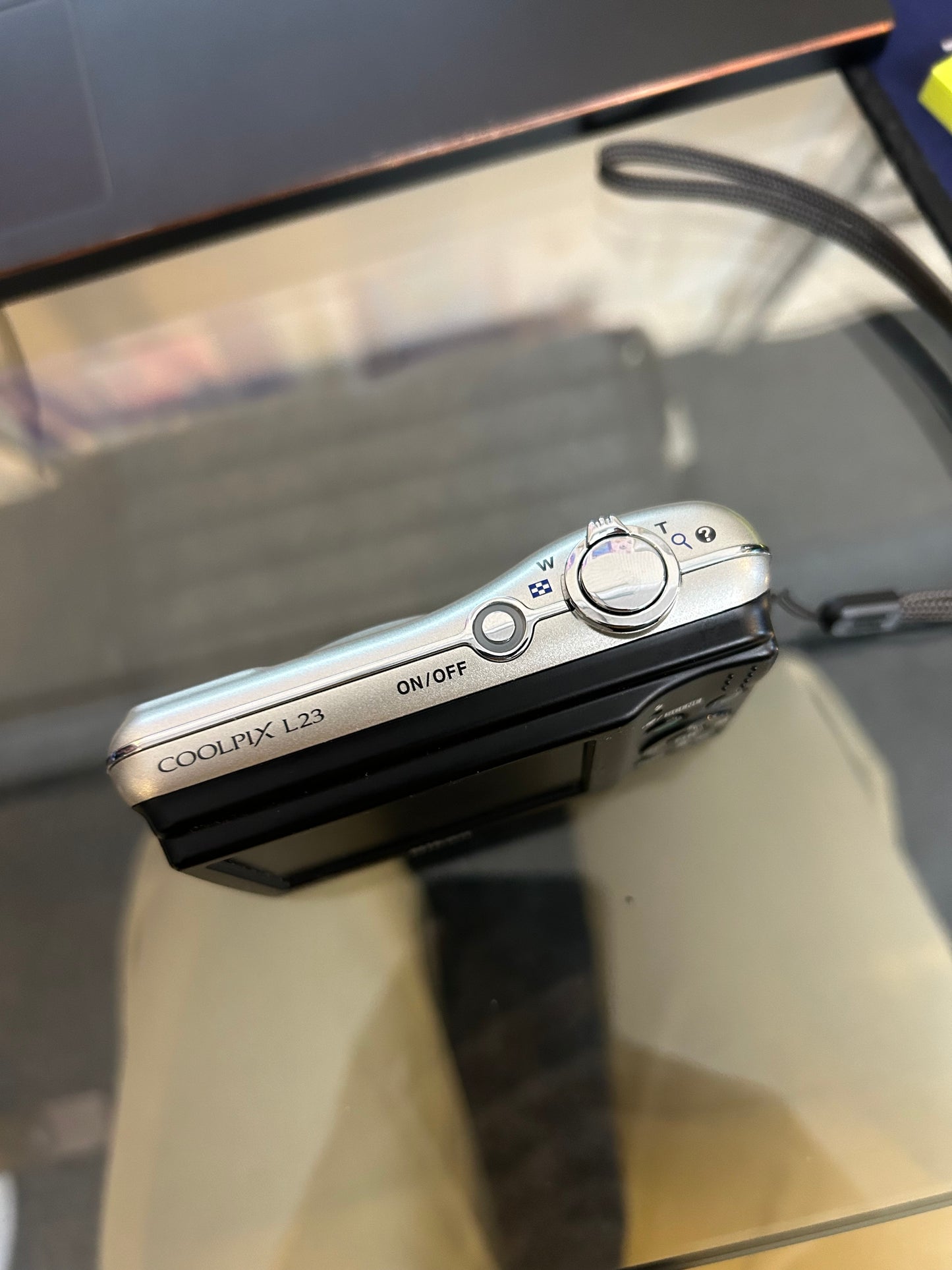 Nikon Coolpix L23 Grey SDHC AA Battery