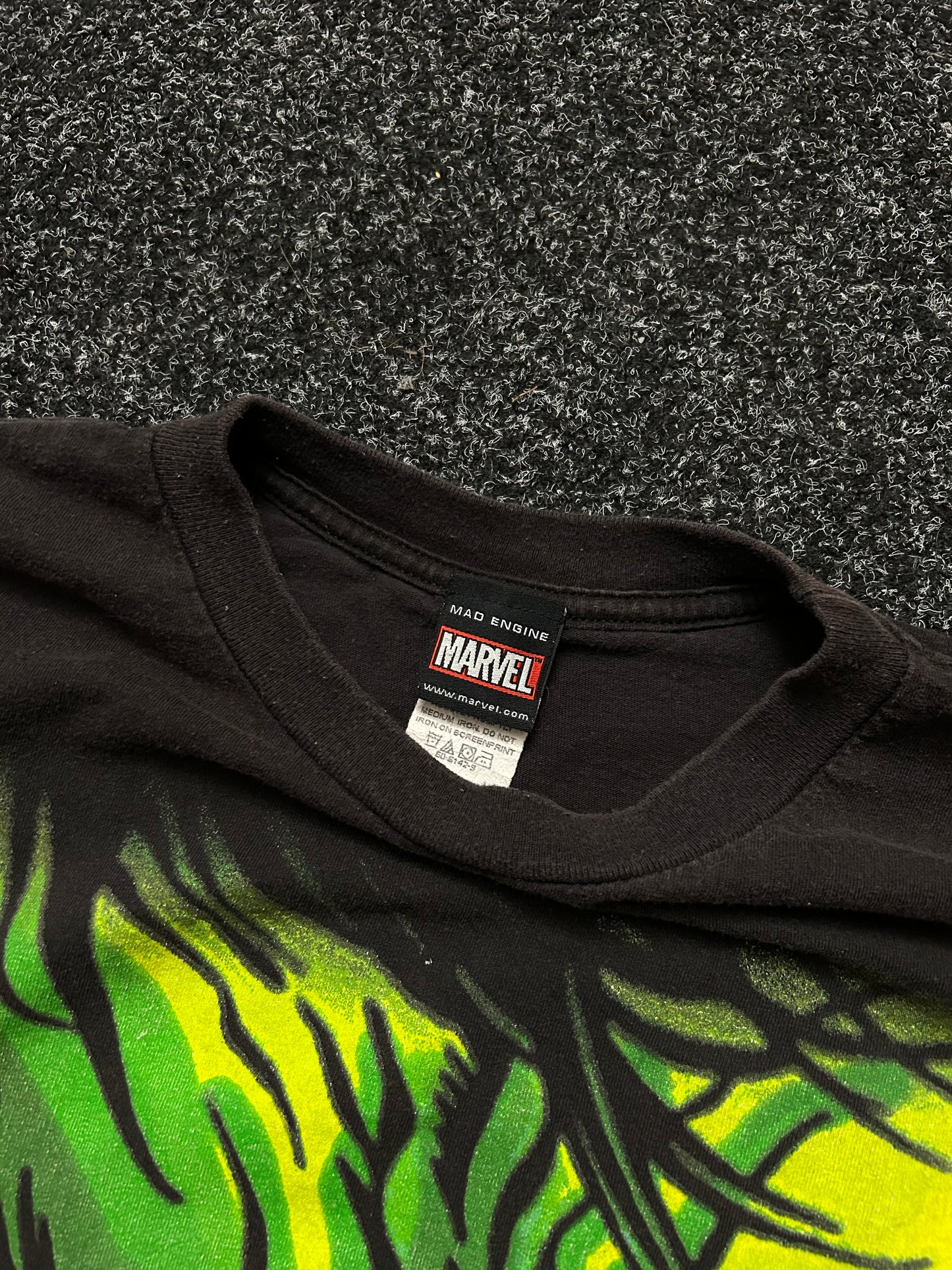 Vintage 2002 Marvel Comics The Incredible Hulk Graphic T-Shirt Mega Print Glitter XL Mad Engine Tag Black
