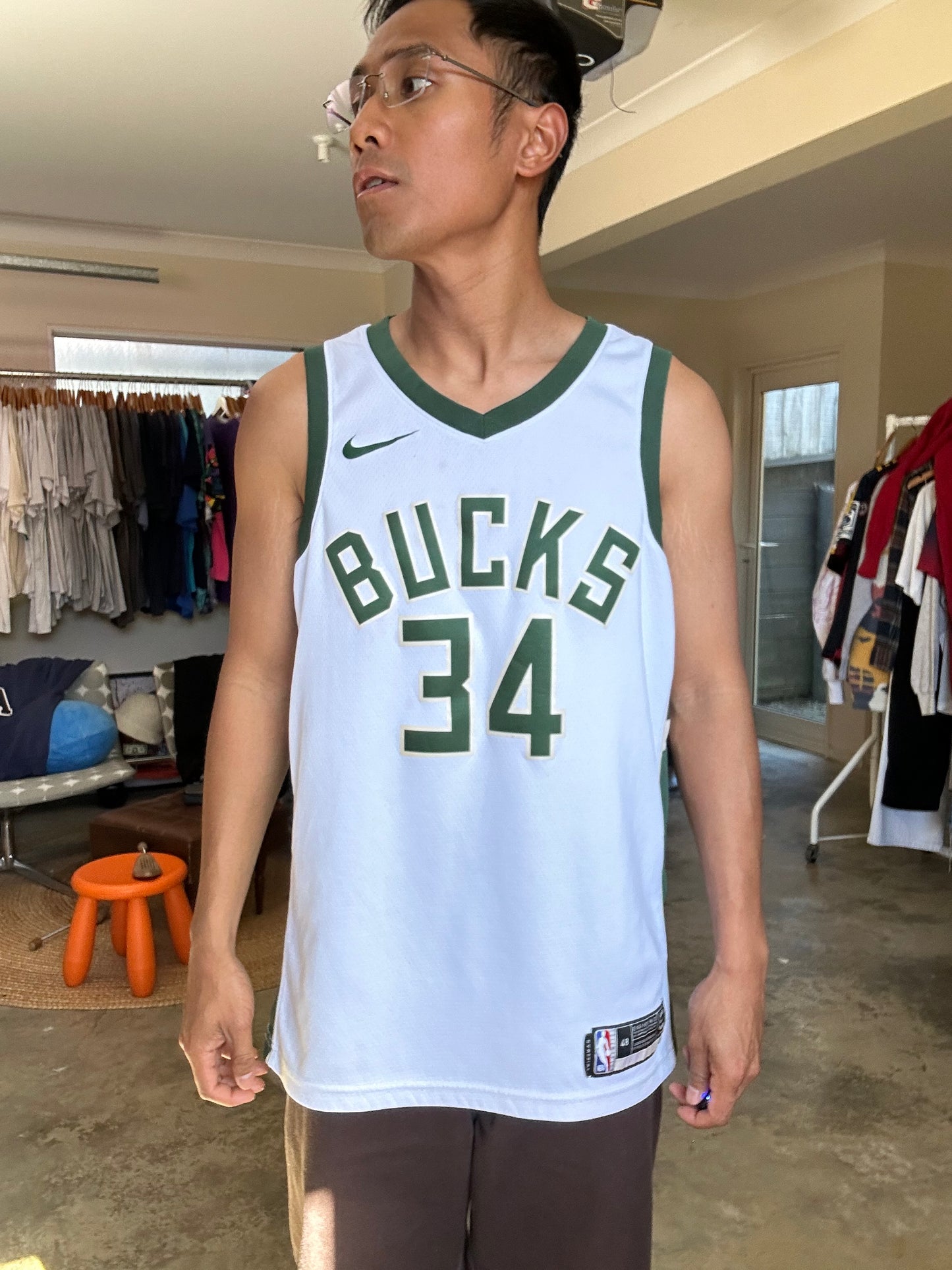 white Nike Milwaukee Bucks Giannis Antetokounmpo Association Edition Swingman Jersey Large