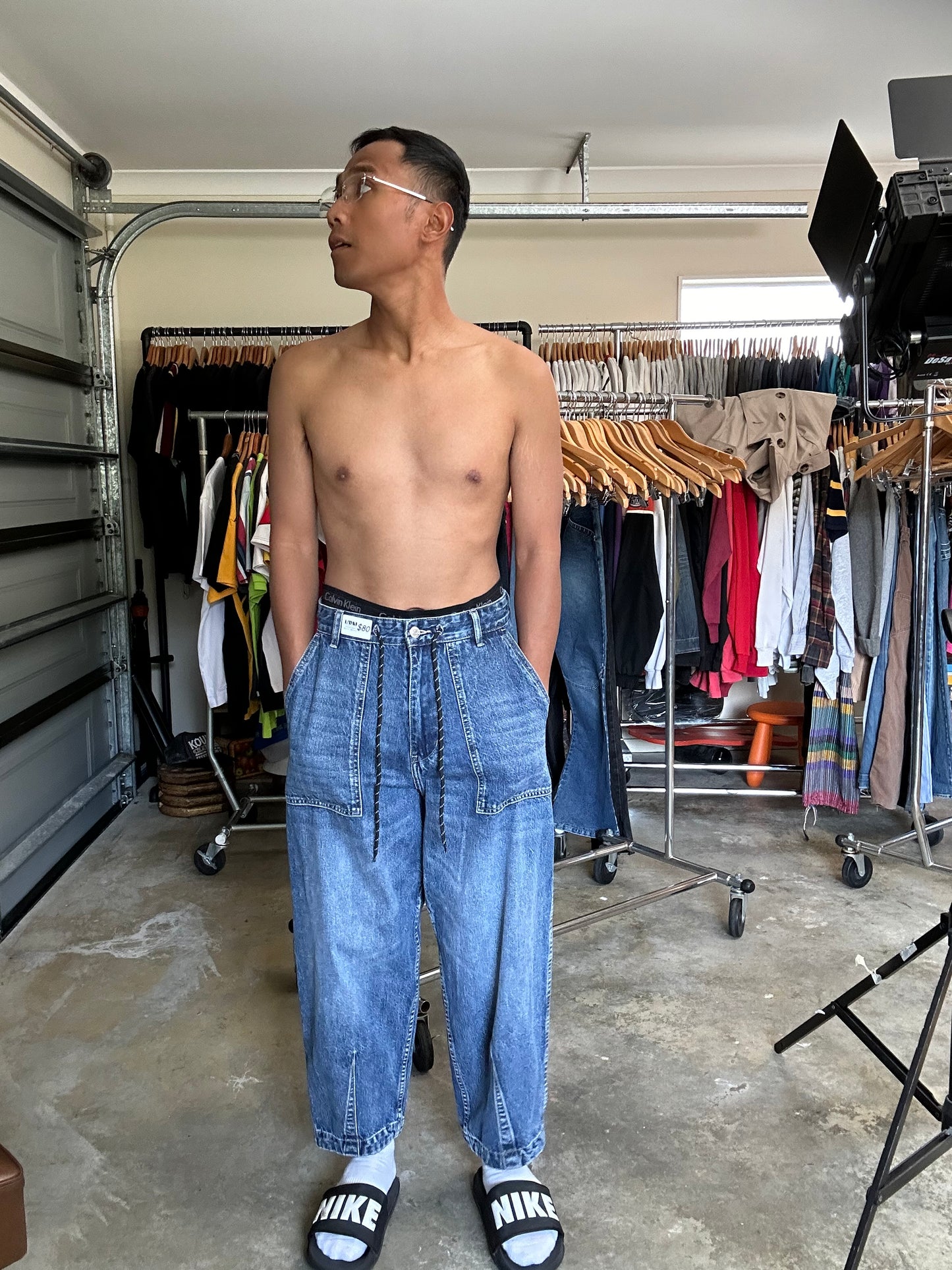 Smoking Life barrel-leg denim jeans size 30 Medium