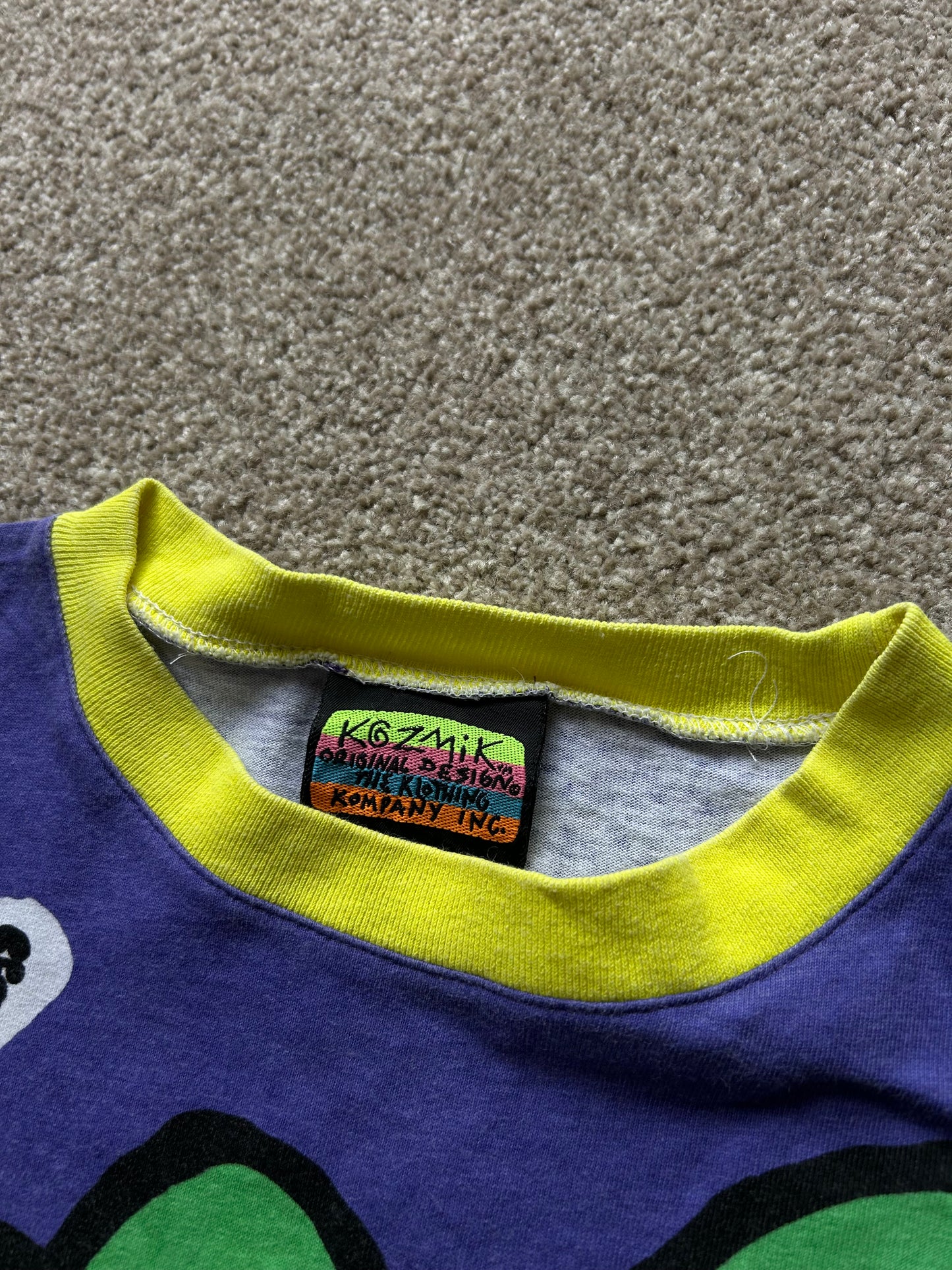 Vintage Kozmik All Over Print Hand Painted Tee Made in NZ Medium