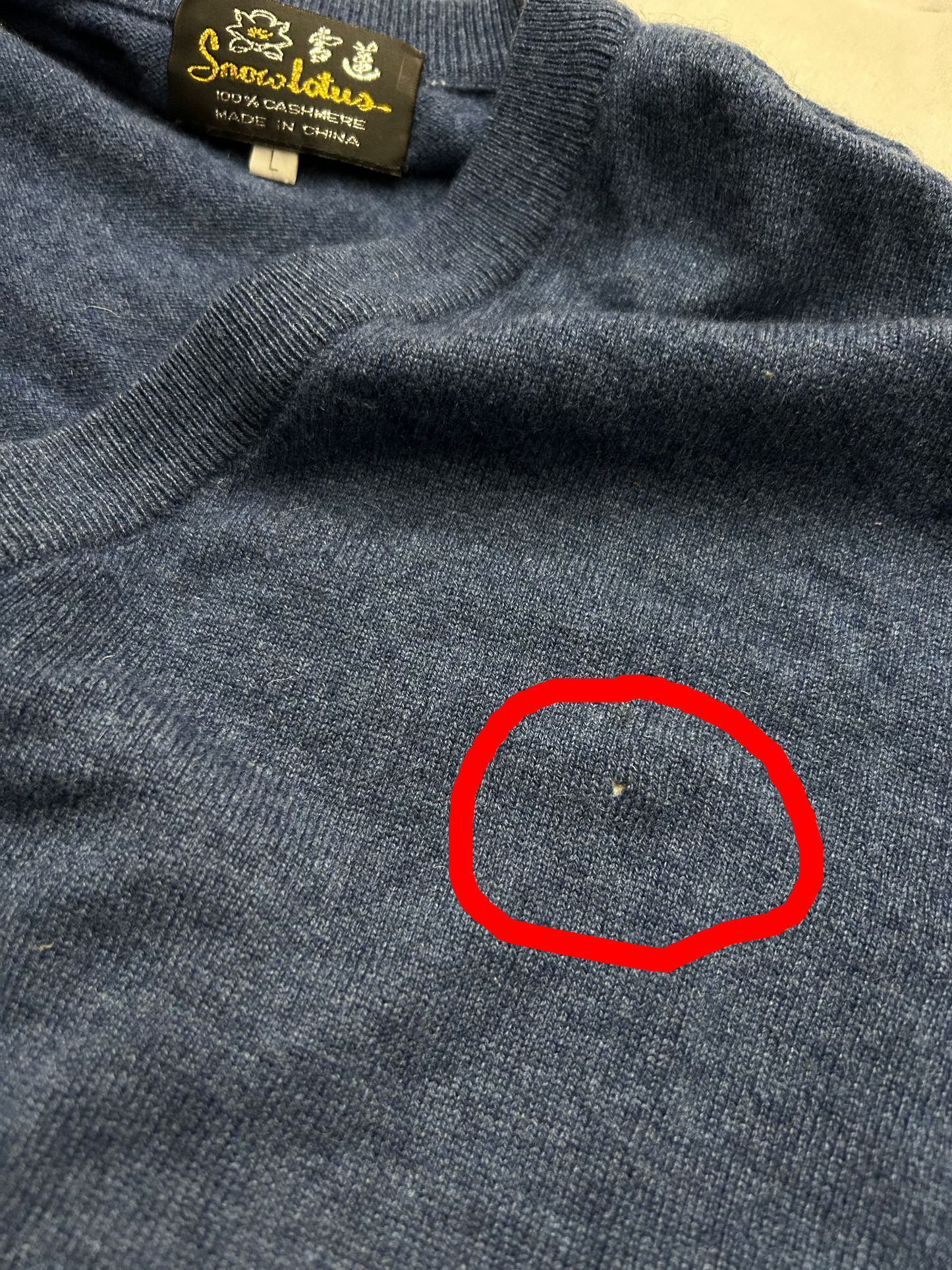 100% Cashmere Sweater Large