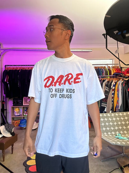 vintage D.A.R.E. program T-shirt features the "To Keep Kids Off Drugs" Murina Tag XL