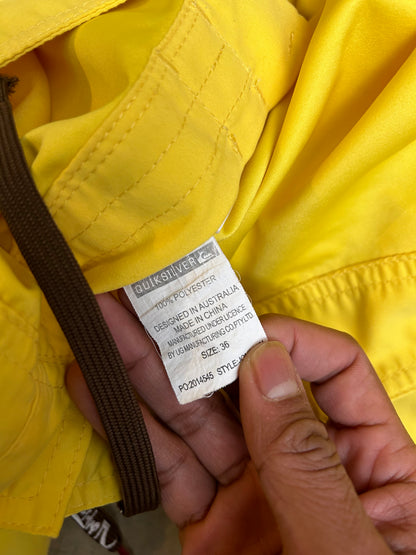 yellow Quiksilver men's boardshorts y2K size 36