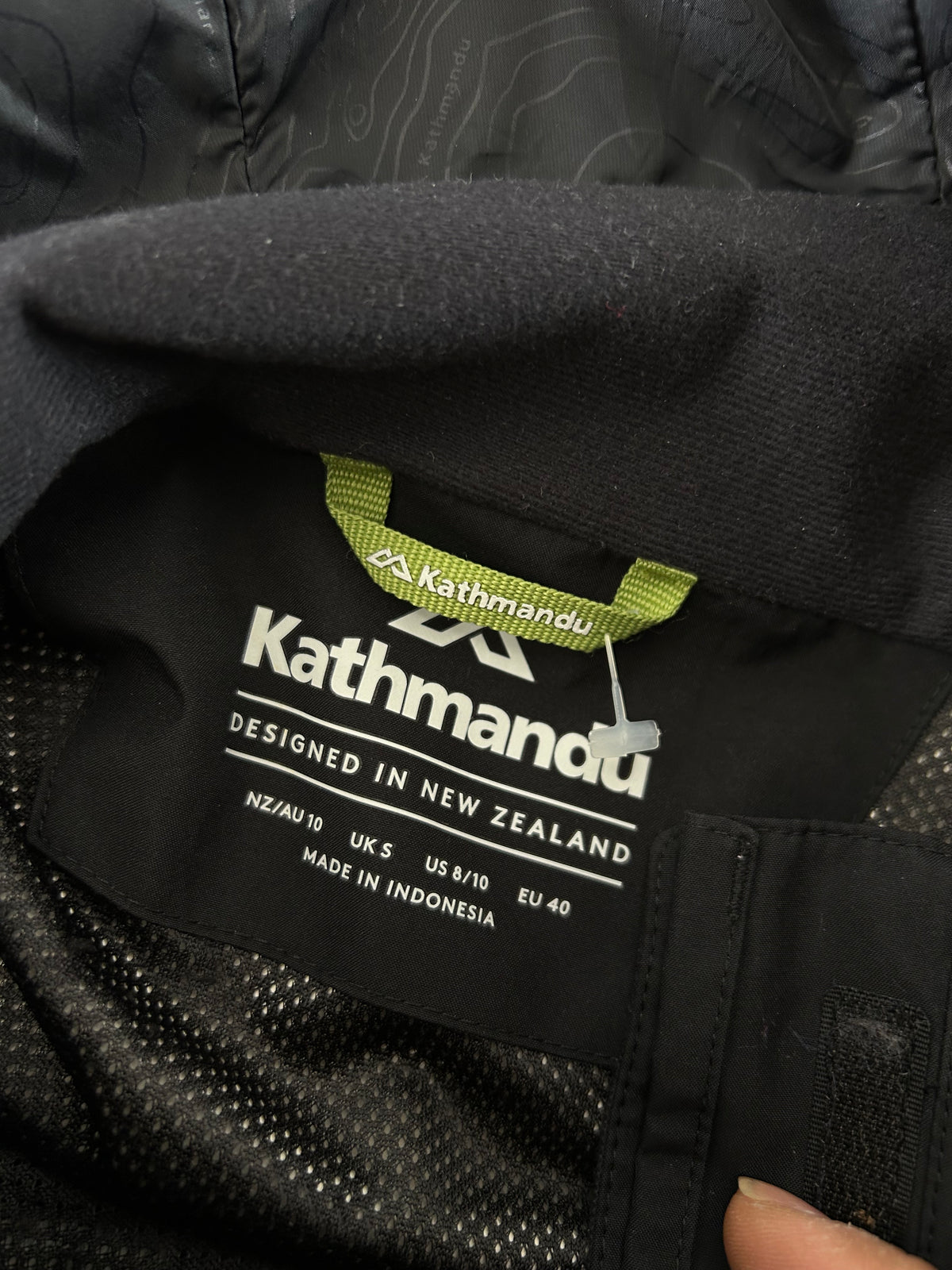 Kathmandu Bealey Men's GORE-TEX Jacket in black