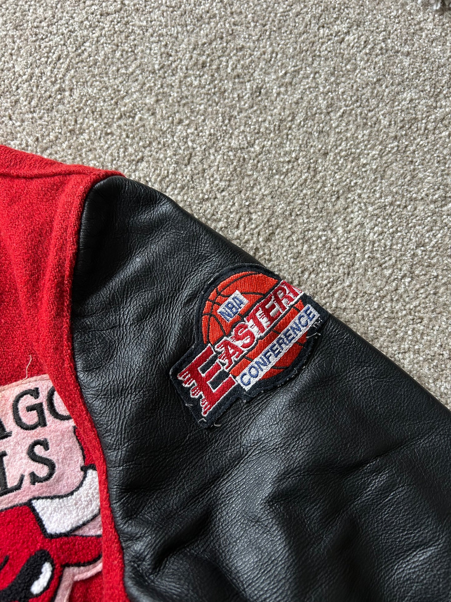 Vintage Chicago Bulls Varsity Jacket DeLong Tag Large NBA