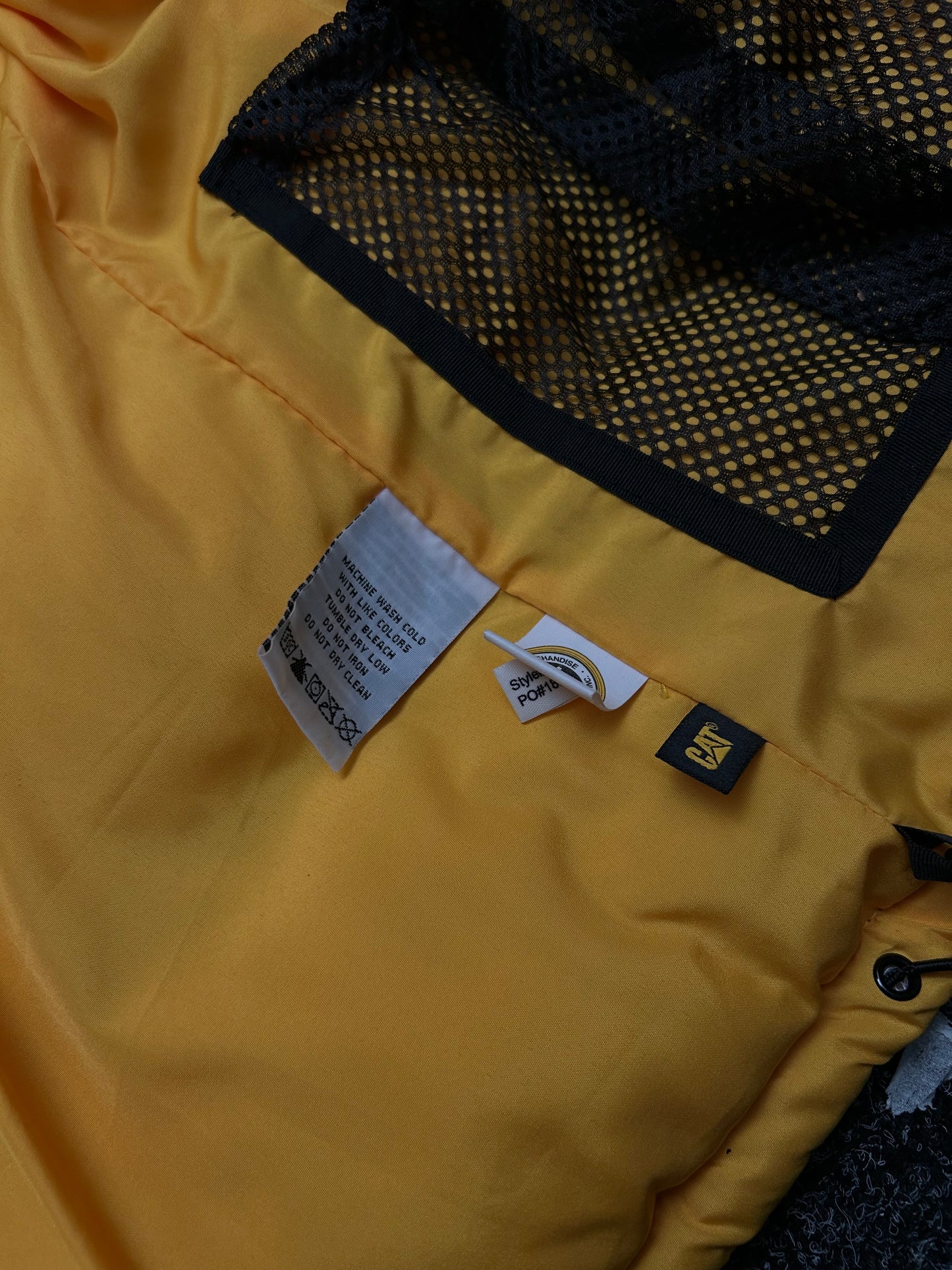 CAT Arctic Zone Vest Size Small Yellow