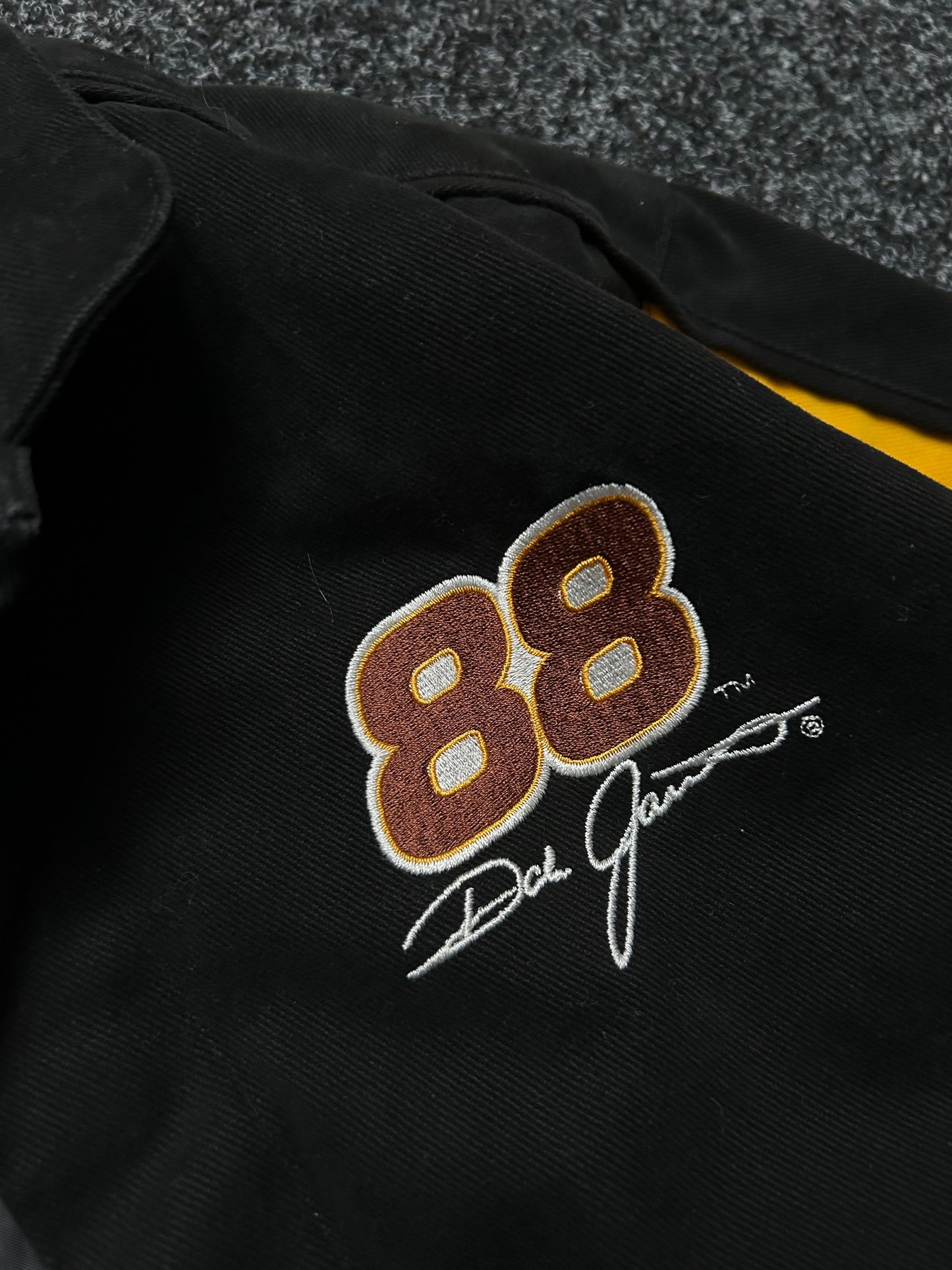 Chase Authentics Dale Jarrett Nascar UPS Black Racing Jacket Medium