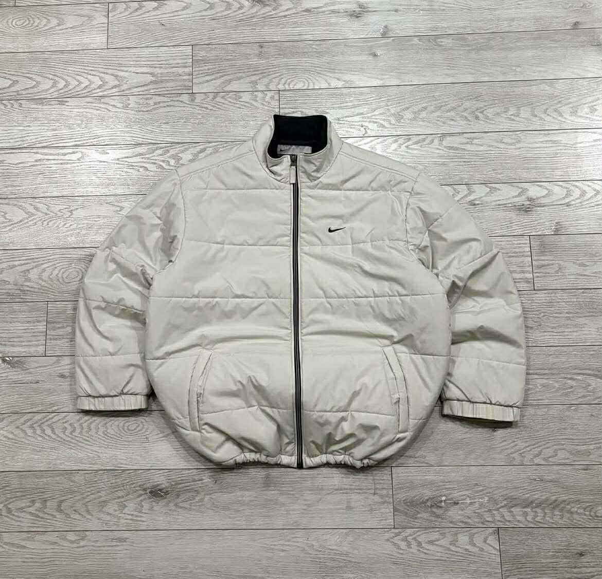 Nike Side Swoosh Puffer Cream XL Vintage