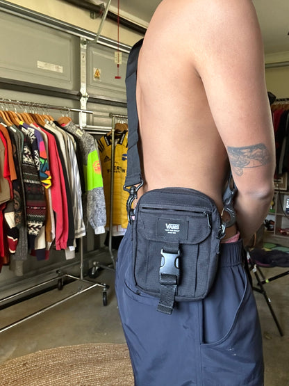 Vans New Varsity Shoulder Bag, specifically the version constructed with durable Cordura®