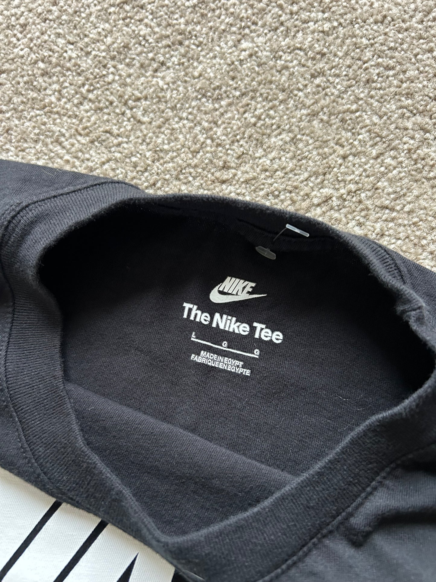 Nike Center Swoosh Black Athletic Fit Short Sleeve T-Shirt Mens Size Large