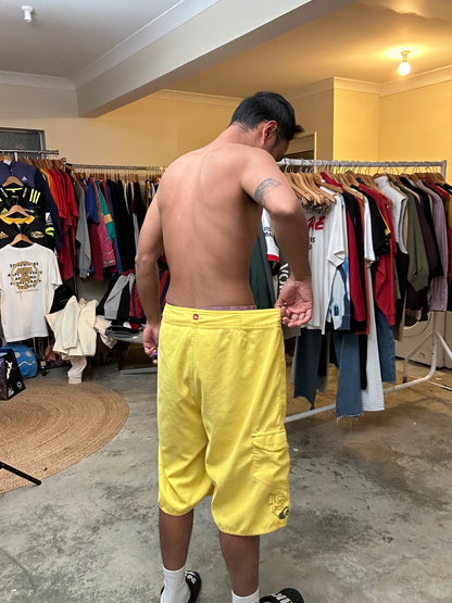 yellow Quiksilver men's boardshorts y2K size 36
