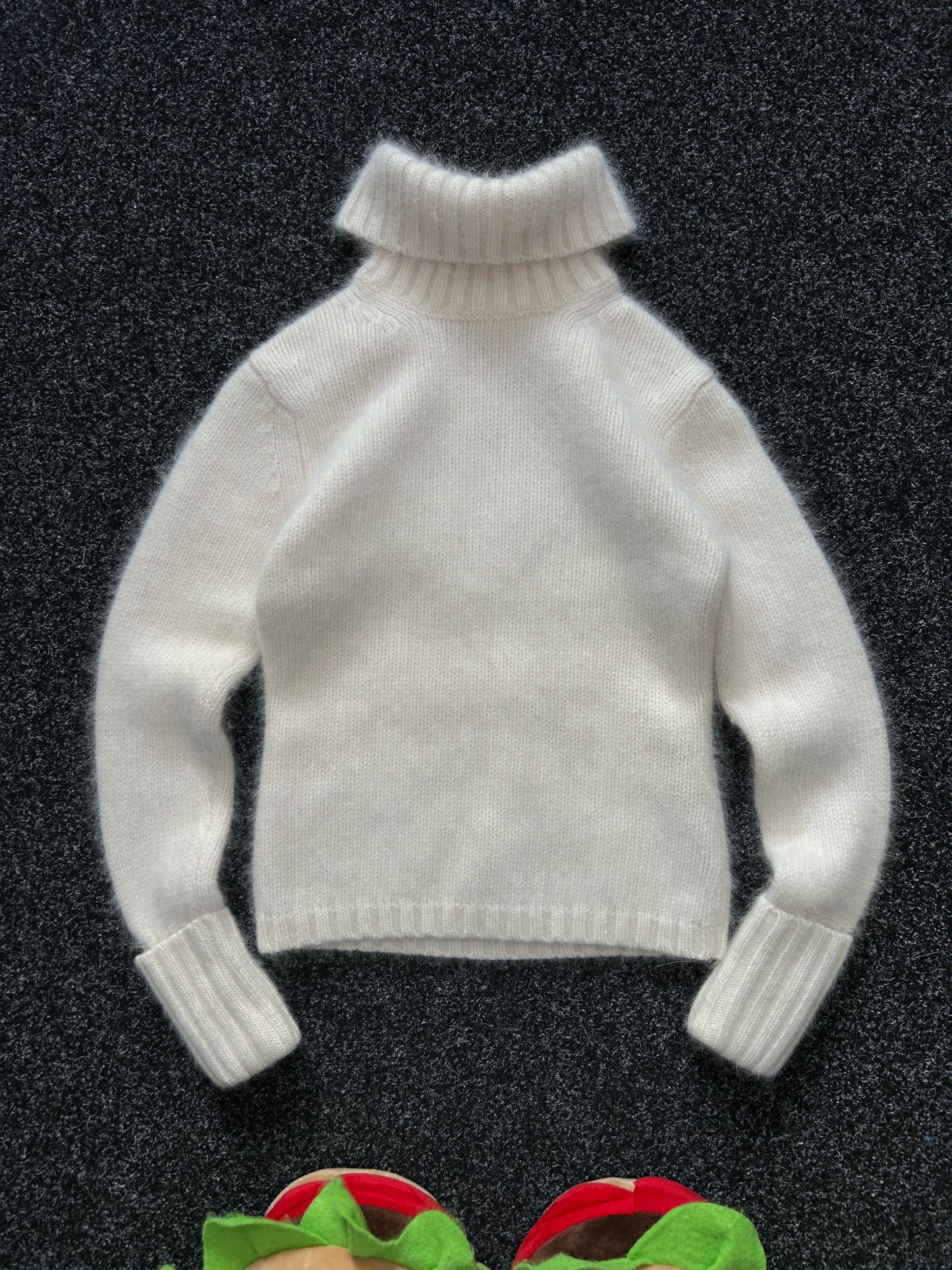 Glassons Turtle Neck White size 10 Small Soft Sweater
