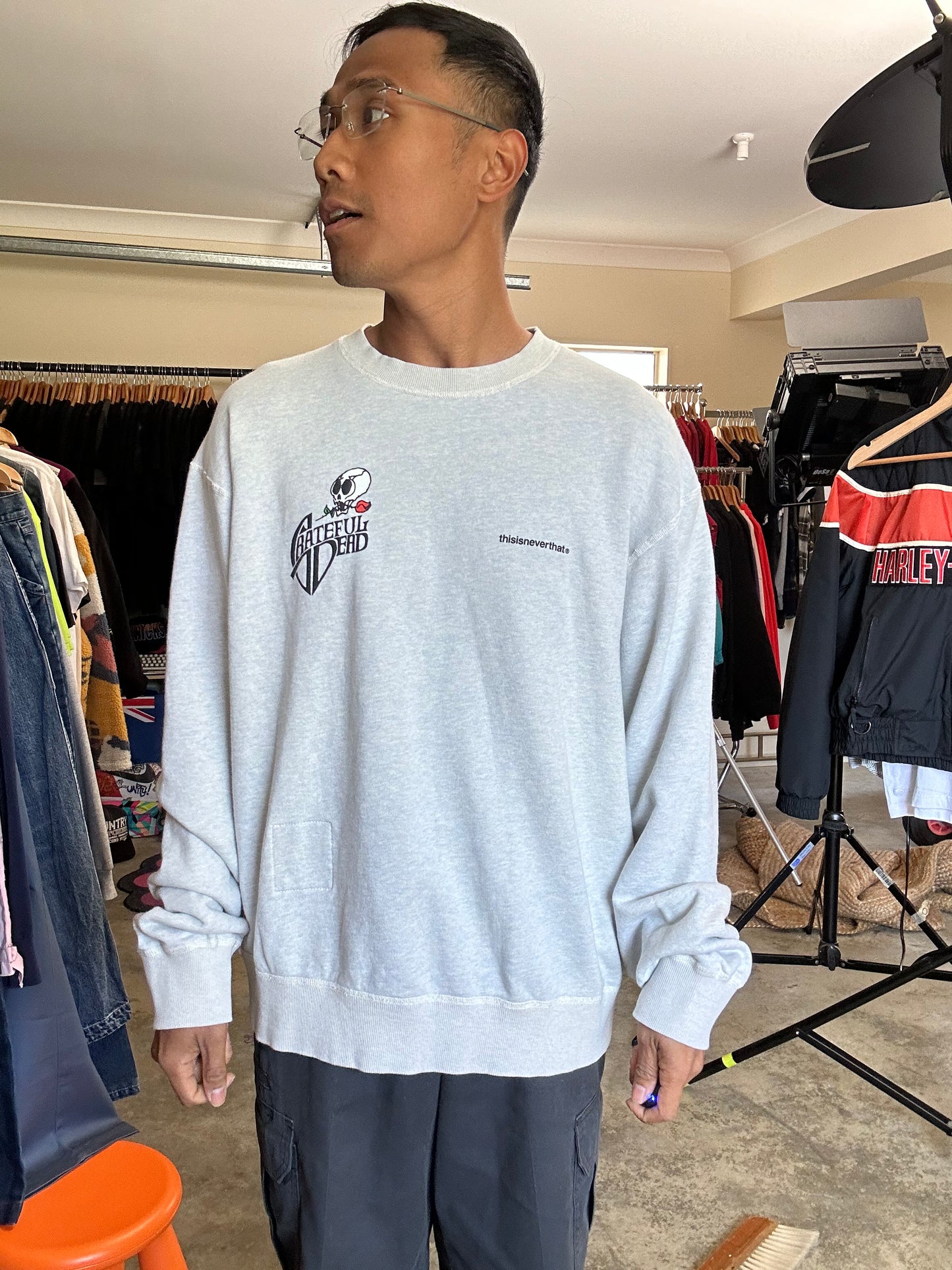 thisisneverthat® x Grateful Dead Peace Bears Reversible Sweater XL White