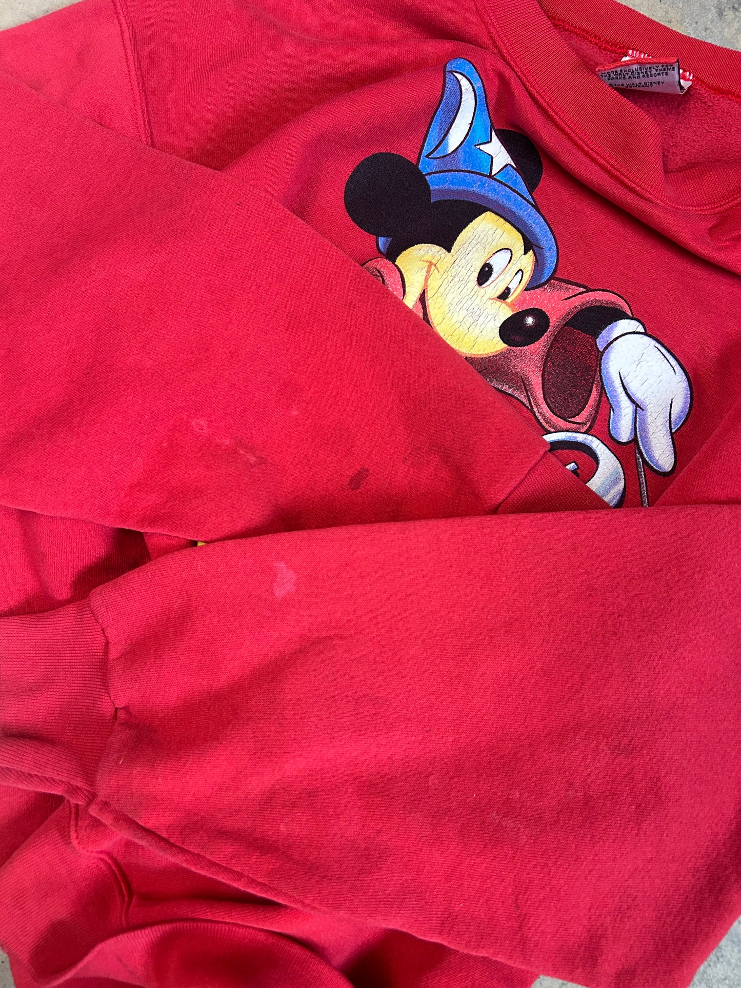 vintage 1996 Walt Disney World 25th Anniversary Sorcerer Mickey Mouse red crewneck sweatshirt Large