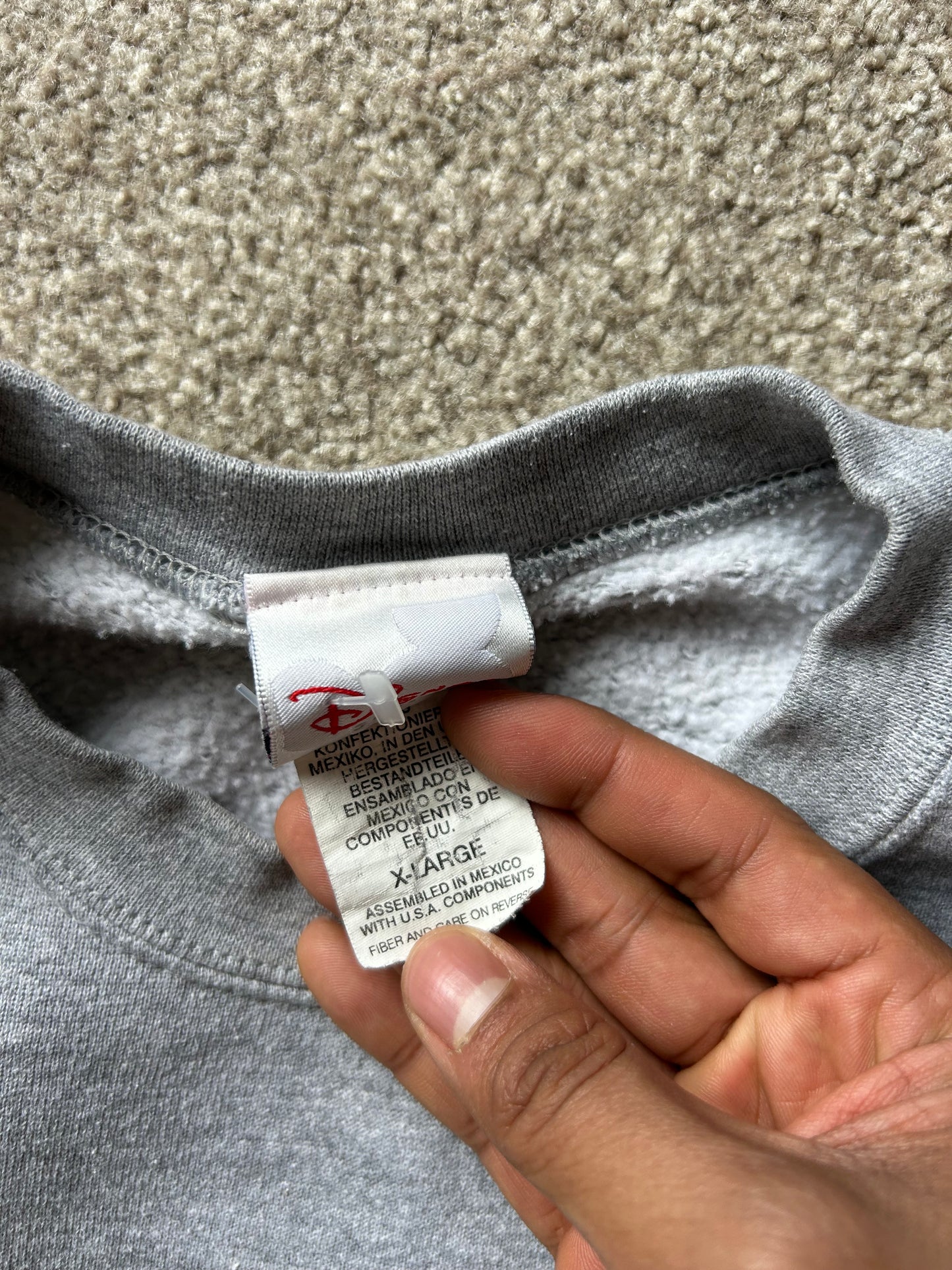 Vintage Disney Jumper Grey Grumpy XL