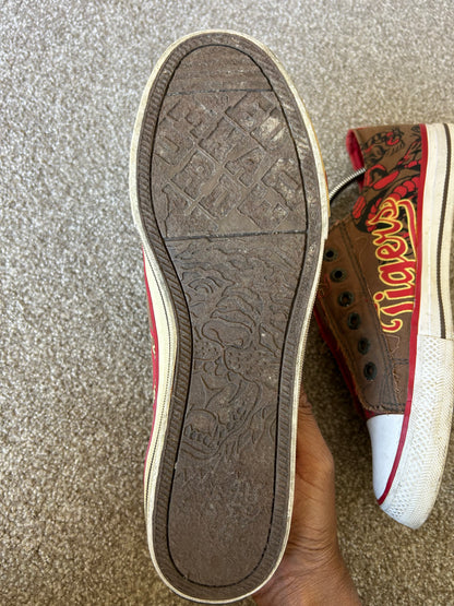 Ed Hardy slip-on canvas sneakers in brown and red with graphic prints.l Brown size US 10 EU 44
