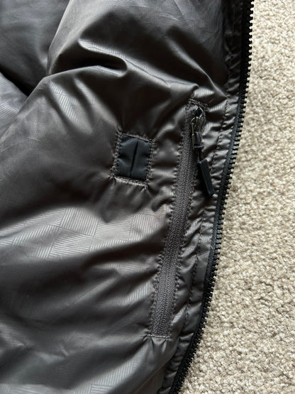 Nike Duck Down Puffer Vest Small Orange Tag Black