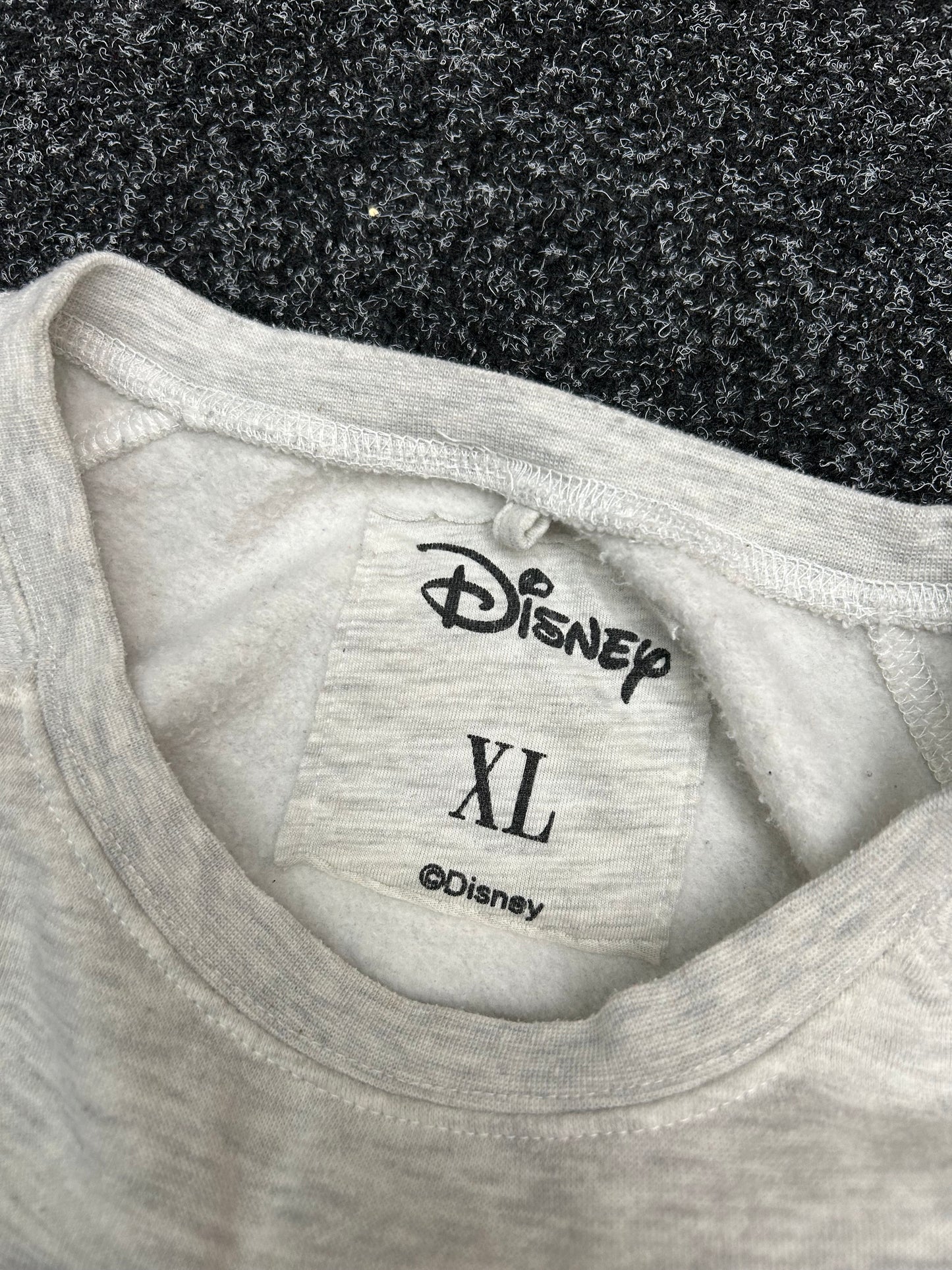 DISNEY "Hakuna Matata" Gray Sweatshirt XL