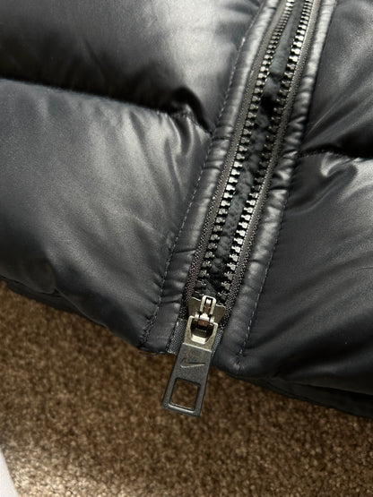 Nike Duck Down Puffer Vest Small Orange Tag Black