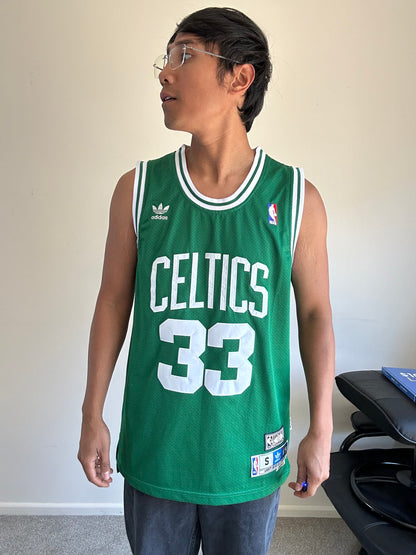 Adidas Larry Bird Boston Celtics #33 Hardwood Classics Swingman jersey in green, size small