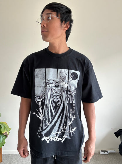 Uniqlo Berserk Graphic Tee Black XL Tshirt