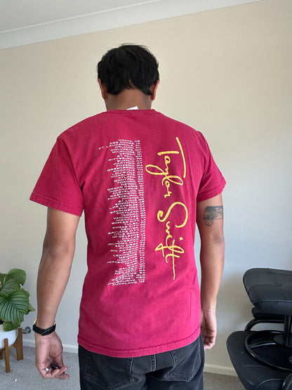 Taylor Swift Speak Now tour t-shirt printed on a Gildan brand shirt Small Red