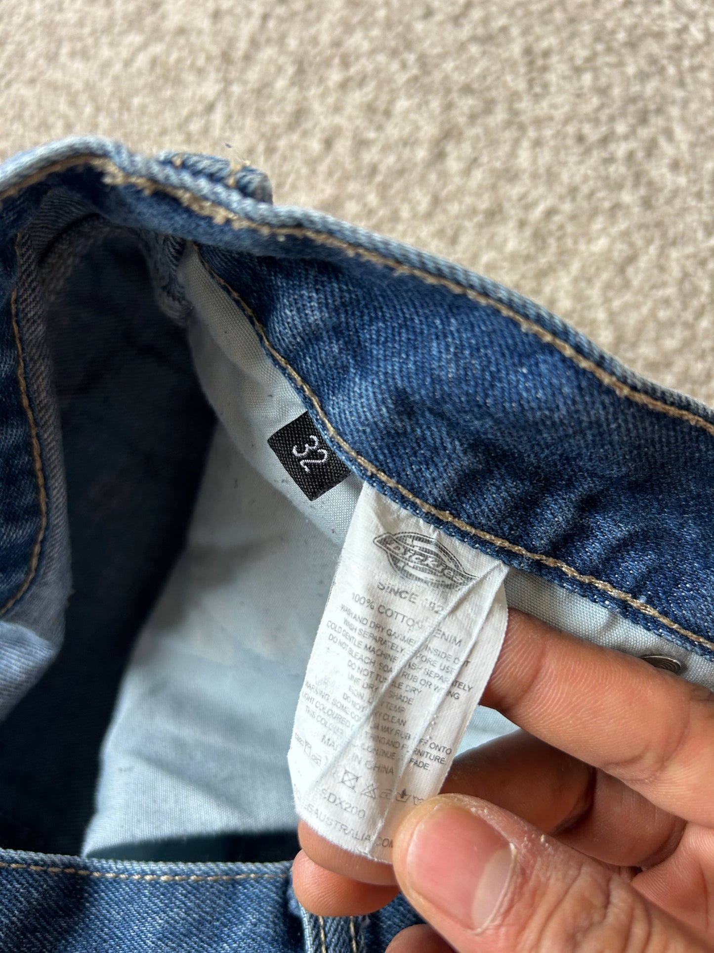 Dickies 11" Relaxed Fit Denim Carpenter Shorts in a stone-washed indigo color size 32