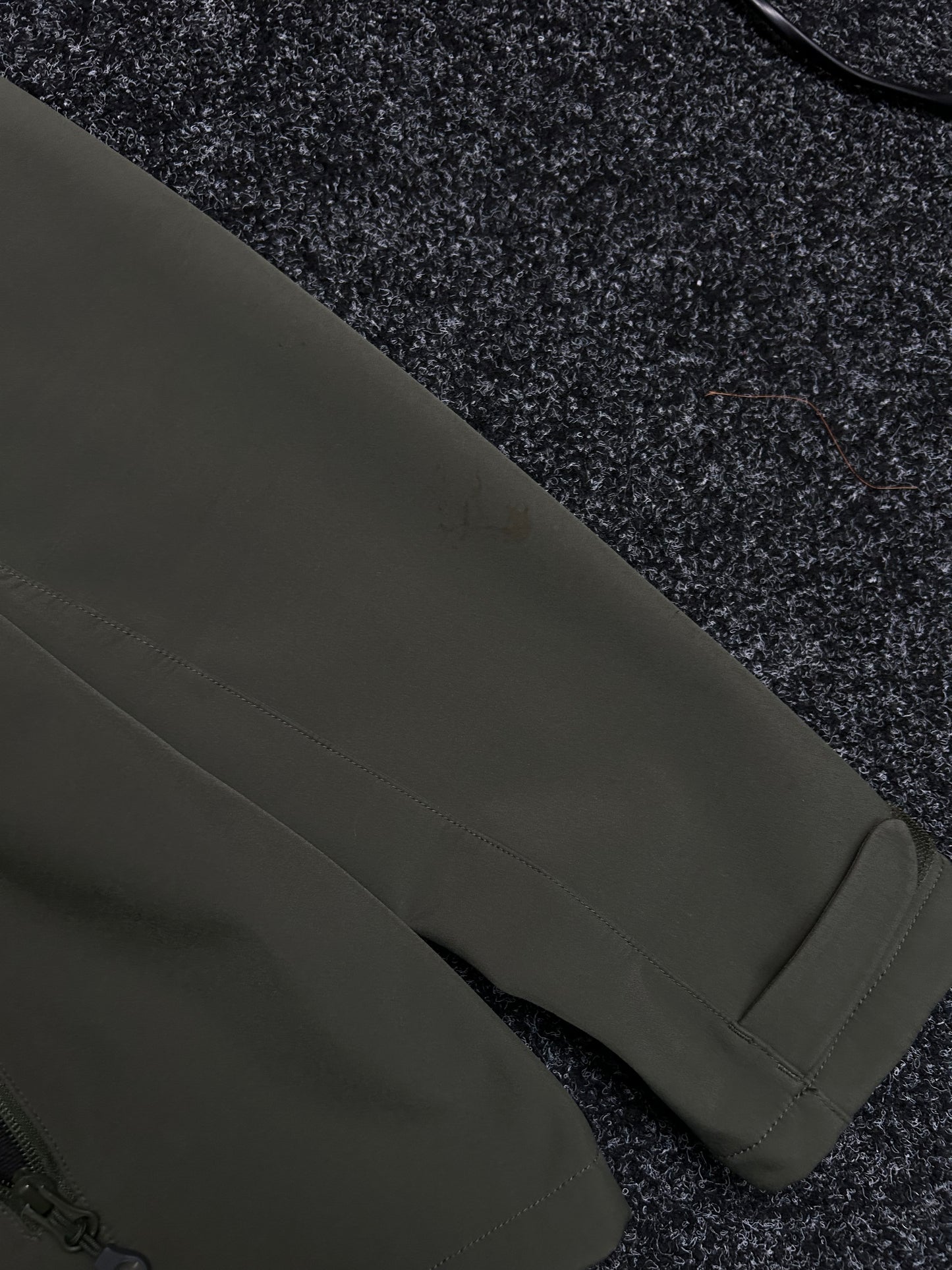 Macpac Olive Rain Jacket XL