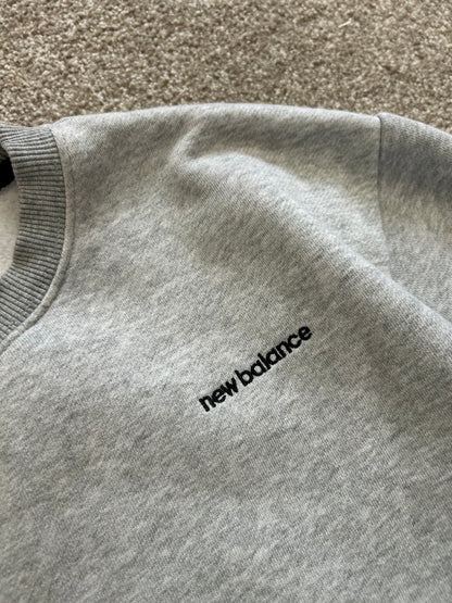 New Balance Script Embroidered Grey Sweatshirt XL
