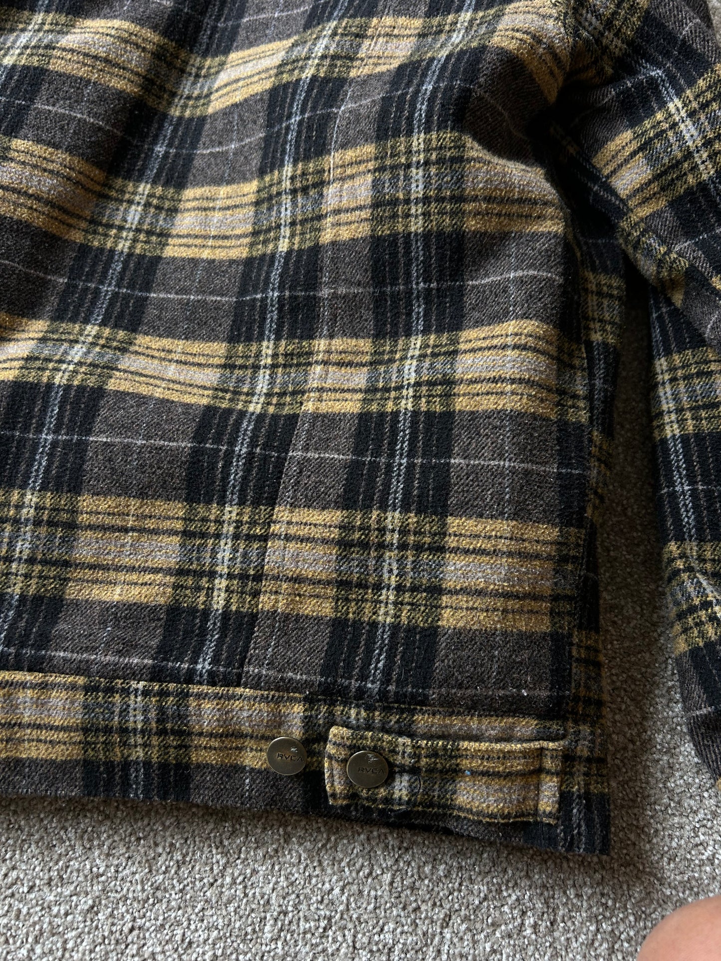 RVCA  Size Medium Sherpa Lined Winter Jacket Checkered Mustard