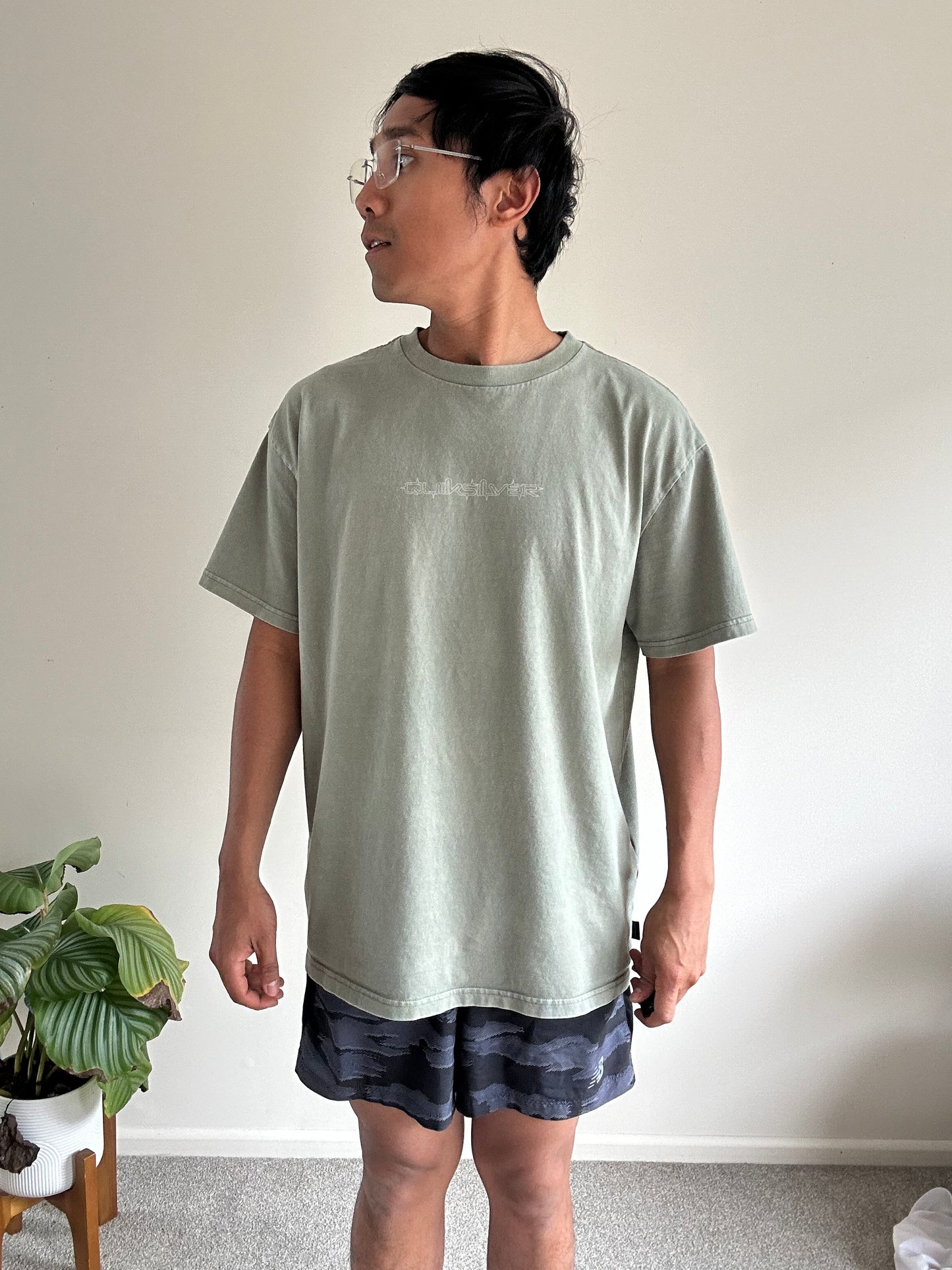 Quicksilver Green Tee Tshirt Medium Oversize Large Fit