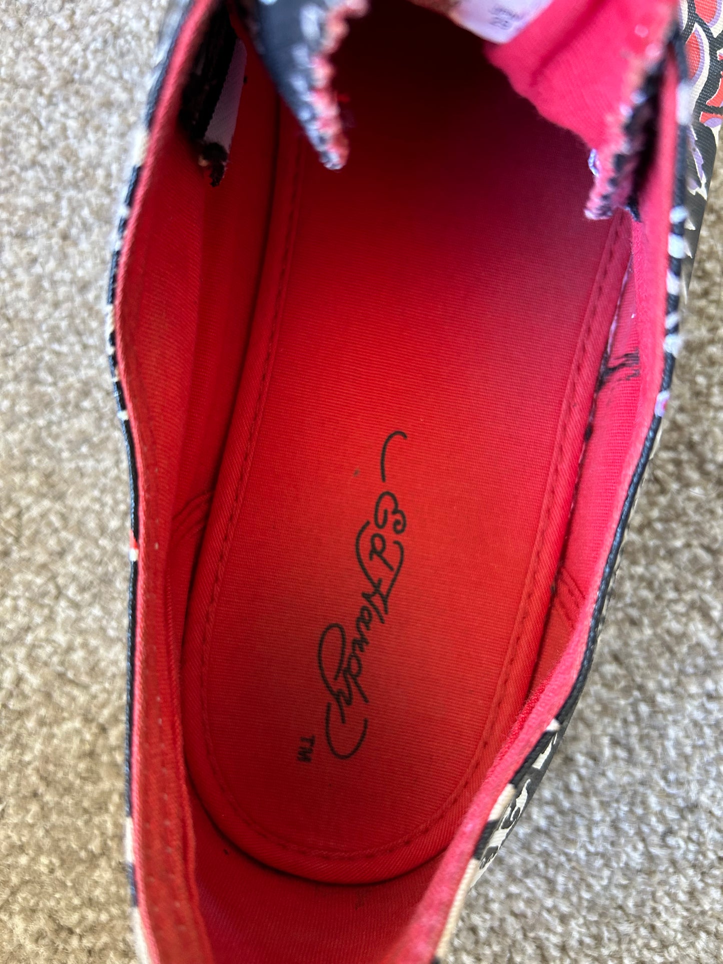 Ed Hardy slip-on canvas sneakers featuring an all-over tattoo print design size US 11 EU 44
