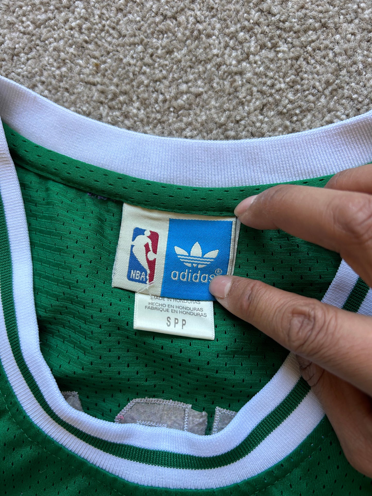 Adidas Larry Bird Boston Celtics #33 Hardwood Classics Swingman jersey in green, size small