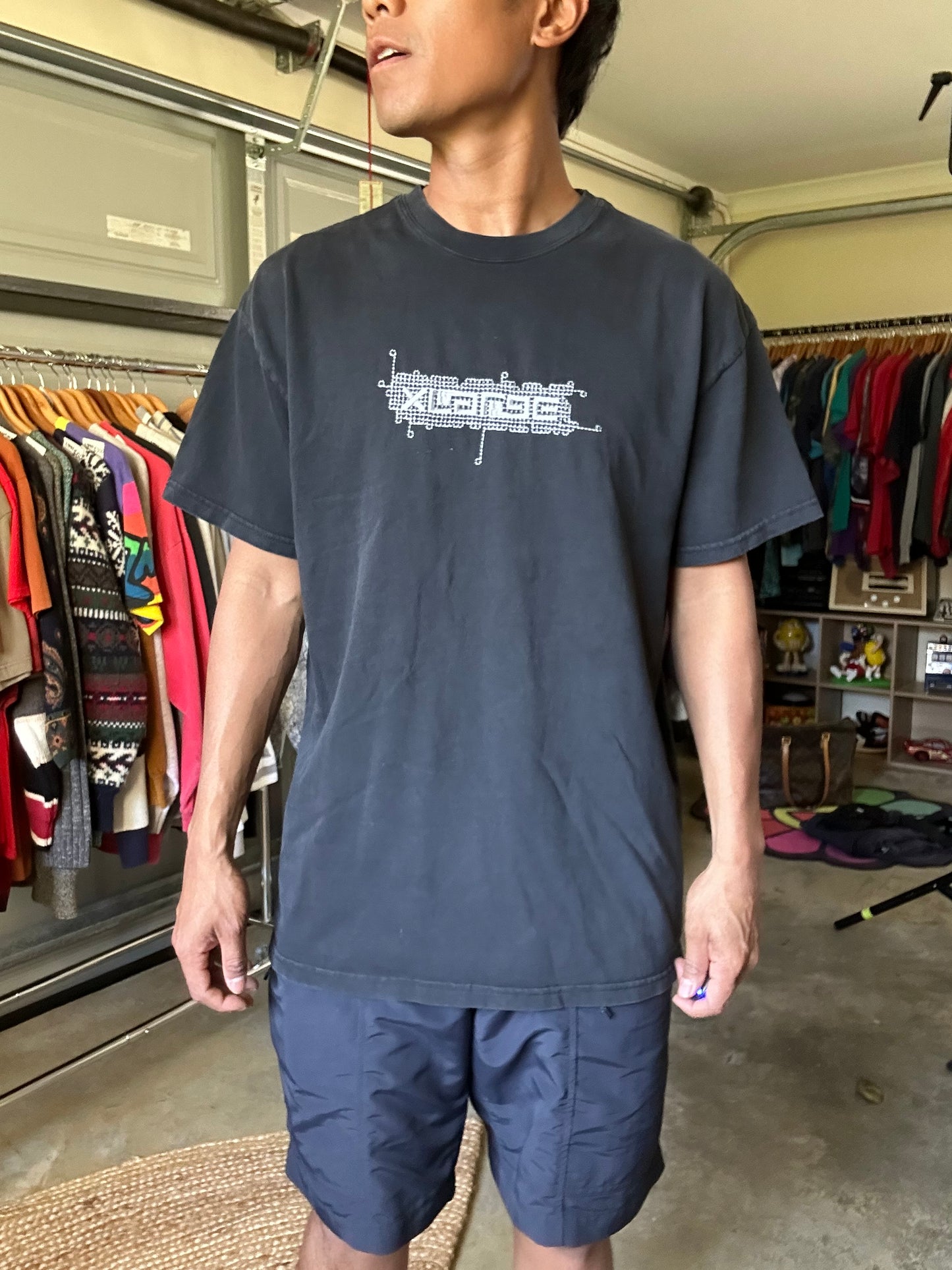 black XLarge Embroidered t-shirt Size Large Black