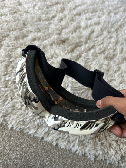 Adults Freerider Snow Goggles with a white camo frame