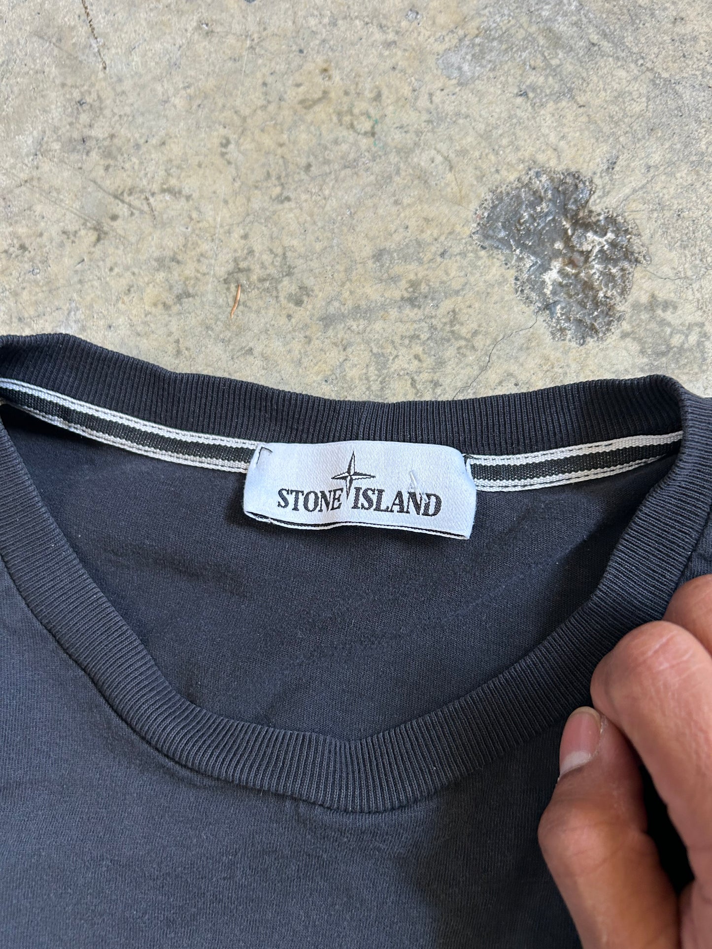 black Stone Island Archivio tank top XL Faded lots of holes