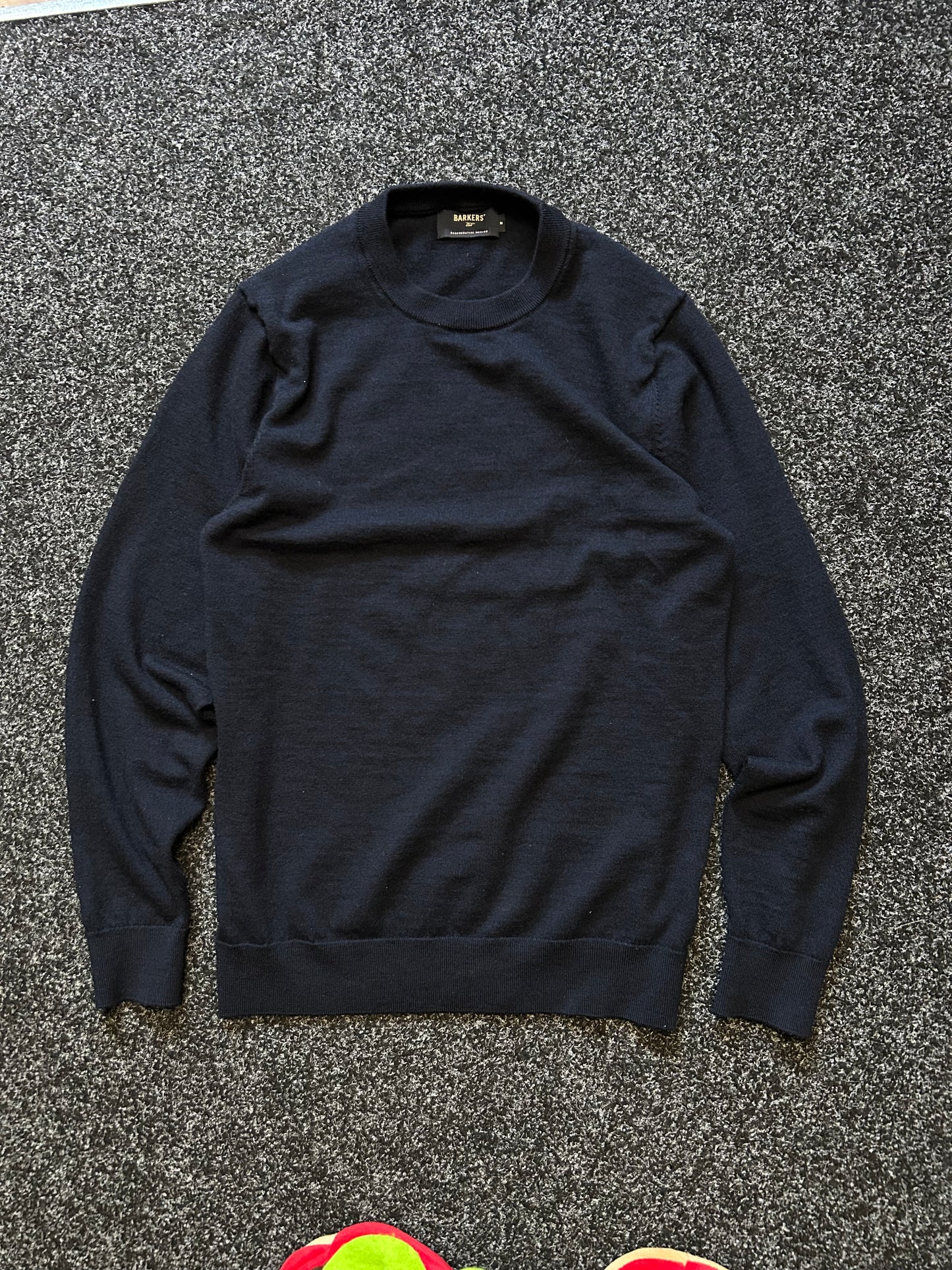 Skyland ZQrx Merino Crew Medium Navy Blue Sweater