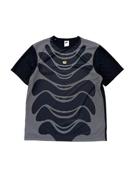 Nike Sportswear Tuned Air Men's Football Shirt featuring a distinct black and white vein stripe pattern Large