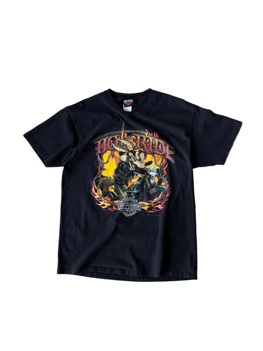 vintage Harley-Davidson x Looney Tunes Wile E. Coyote black t-shirt featuring a flaming motorcycle graphic Large