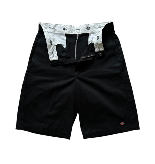 Dickies 13 Inch Loose Fit Work Shorts Size 36 Black