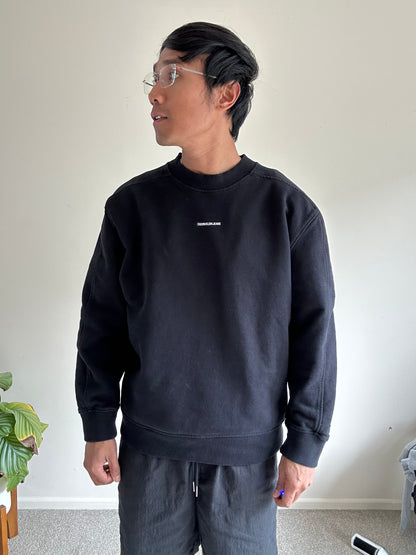Calvin Klein Spell Out Sweater Black size Medium